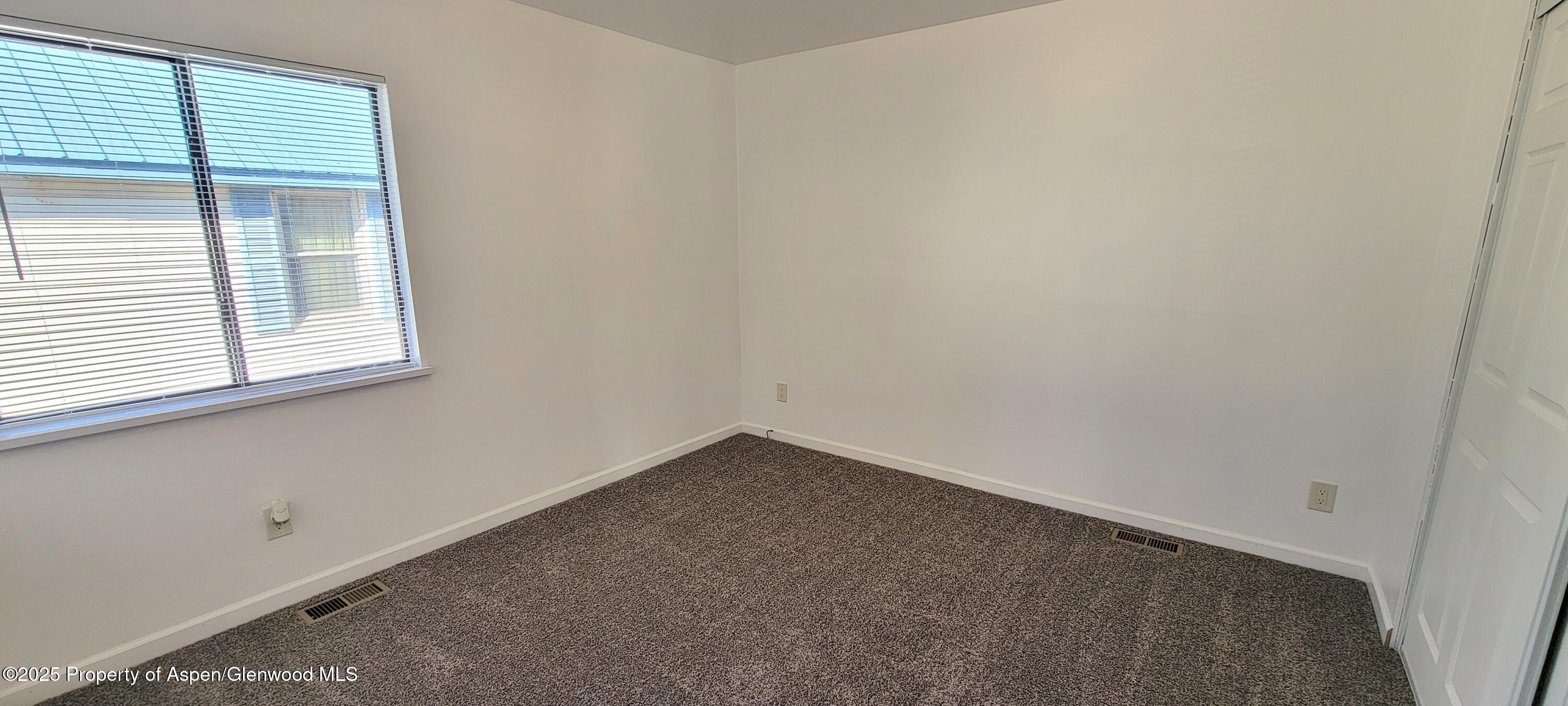314 3rd Street Property Photo 16