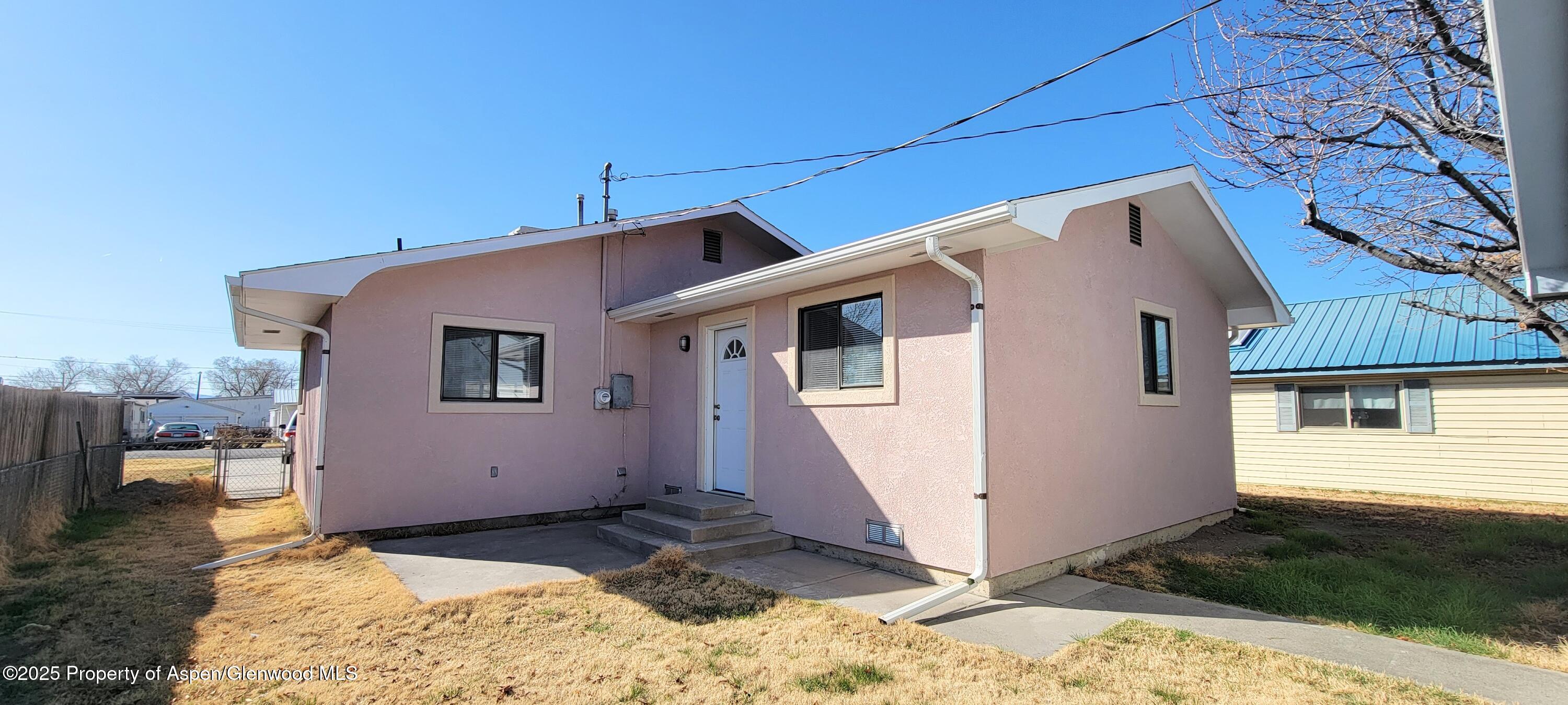314 3rd Street Property Photo 23