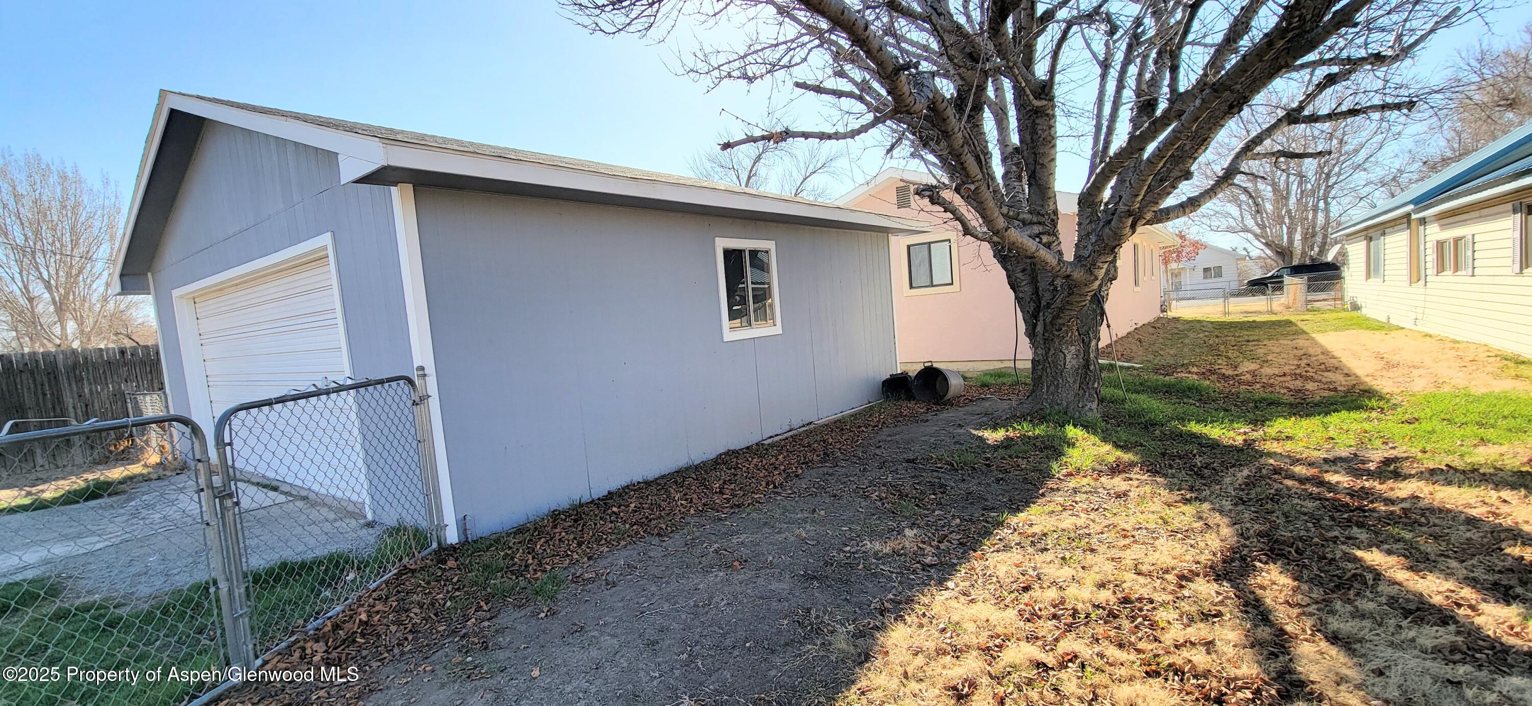 314 3rd Street Property Photo 26