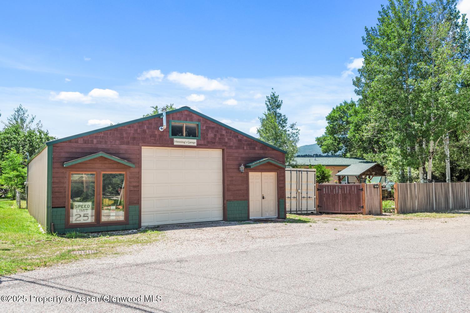 584 Grace Drive Property Photo 8