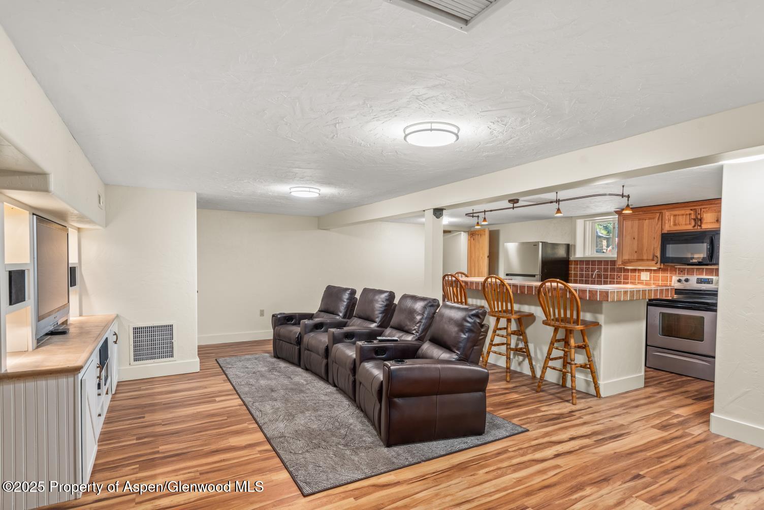 584 Grace Drive Property Photo 30
