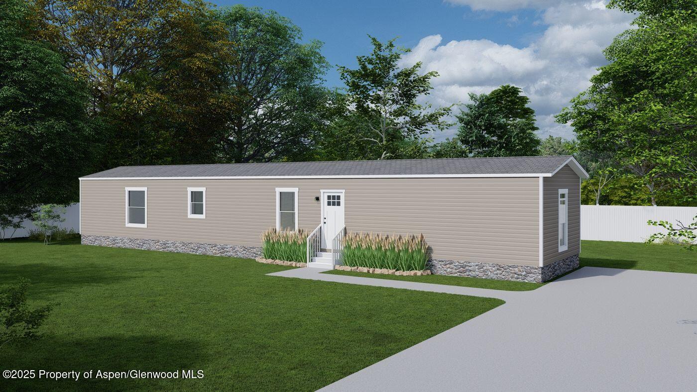 200 W 20th Street, A140 Property Photo 1
