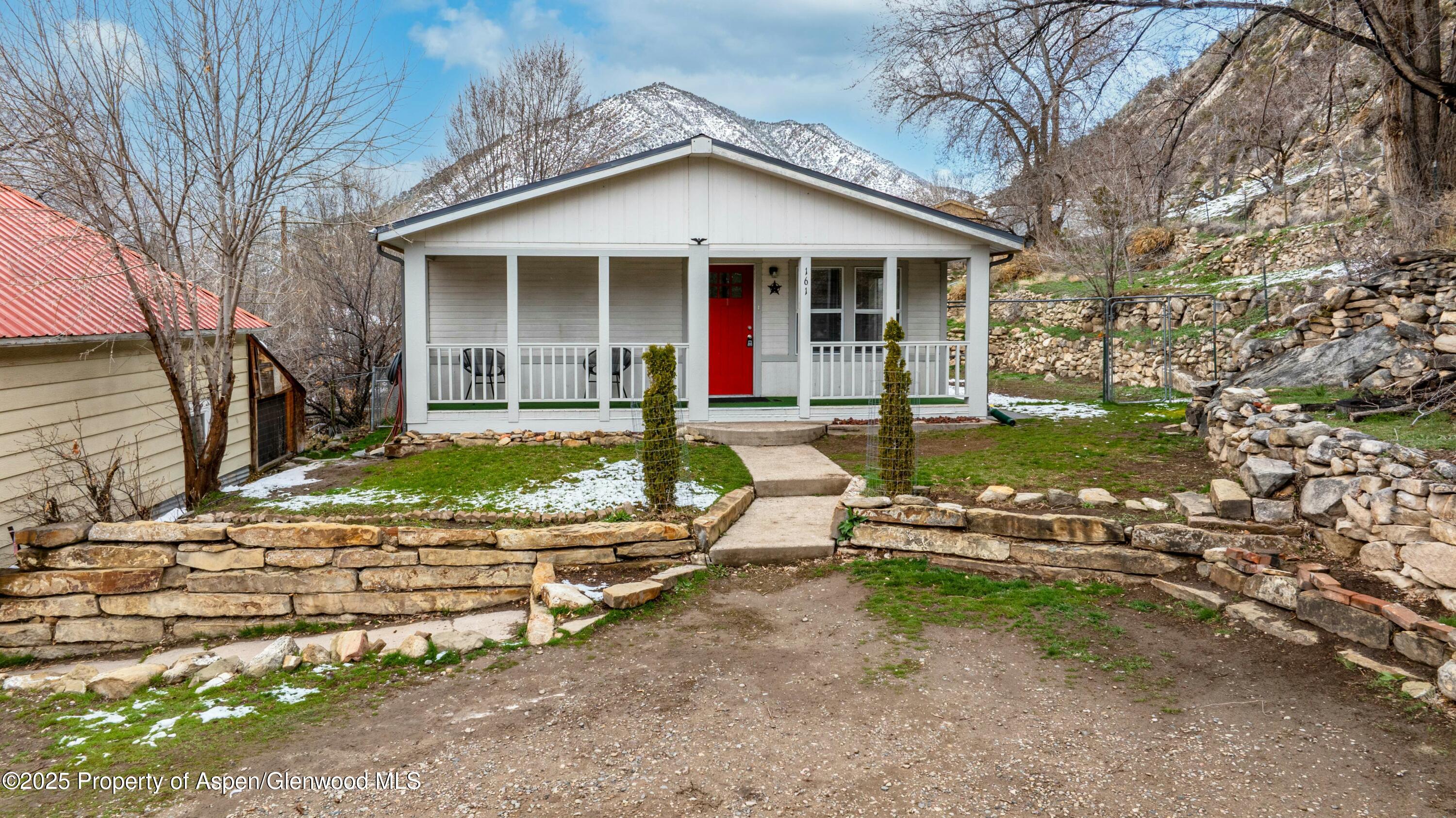 161 N 1st Street Property Photo 1