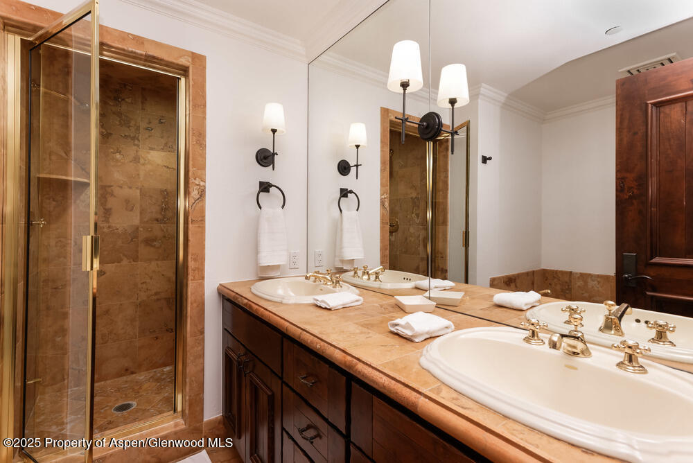 74 Pfister Drive, 101 Property Photo 15