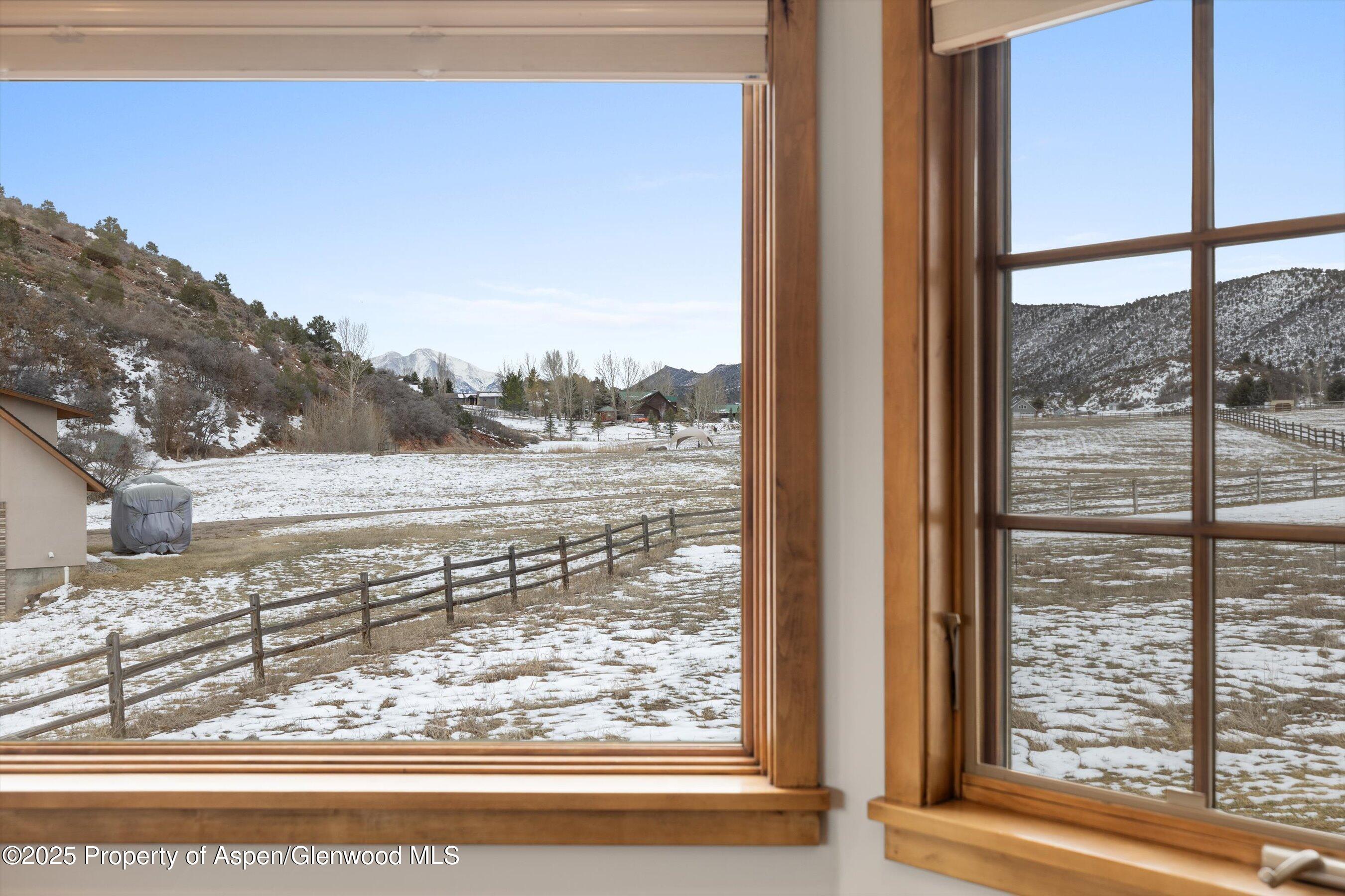 13 Laird Lane Property Photo 28