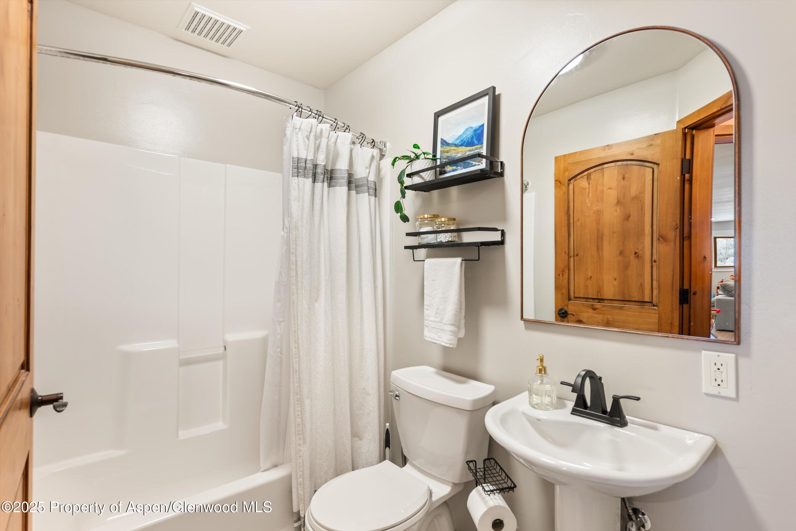 13 Laird Lane Property Photo 43