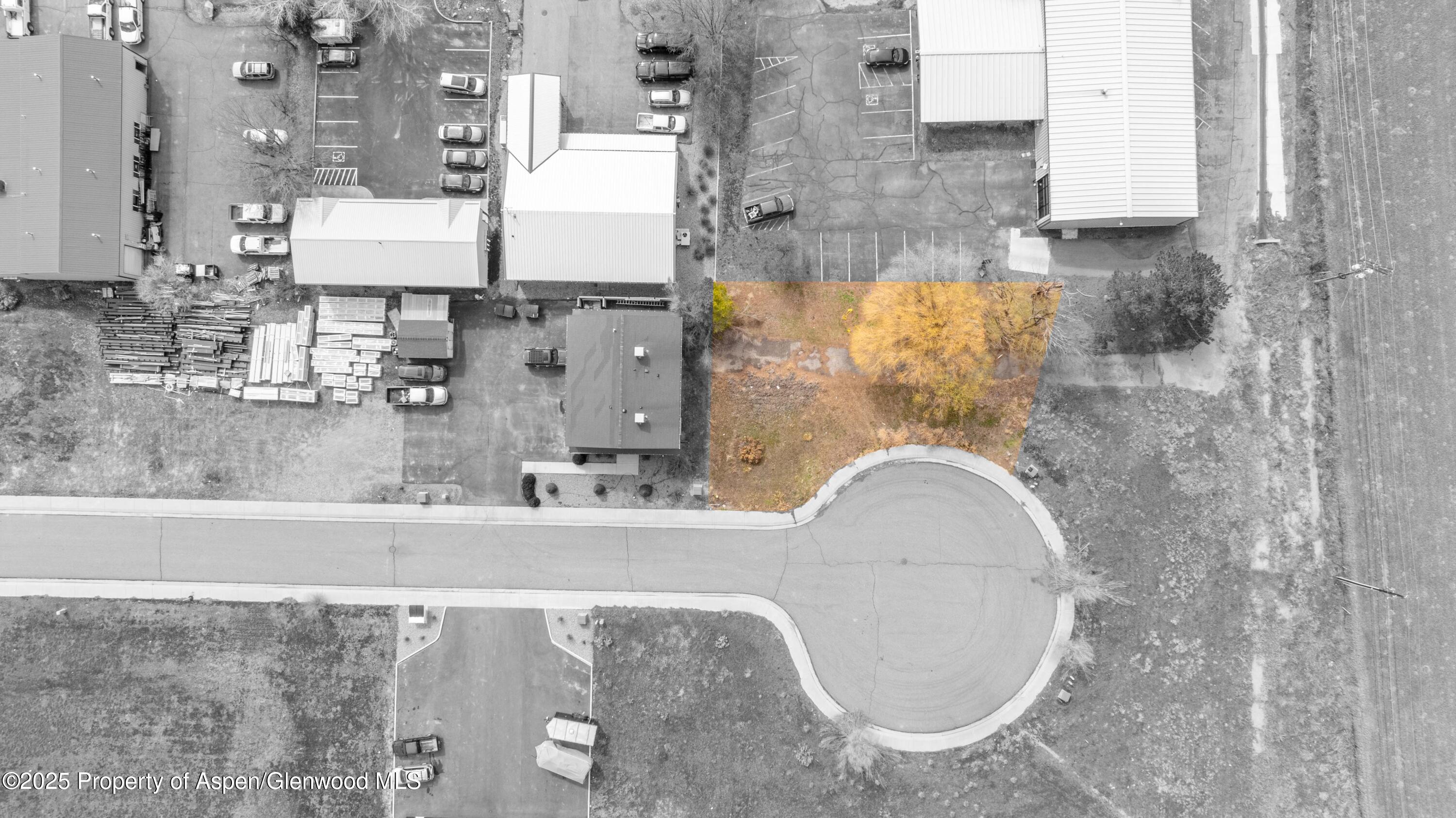 1813 Silver Spur Property Photo 1