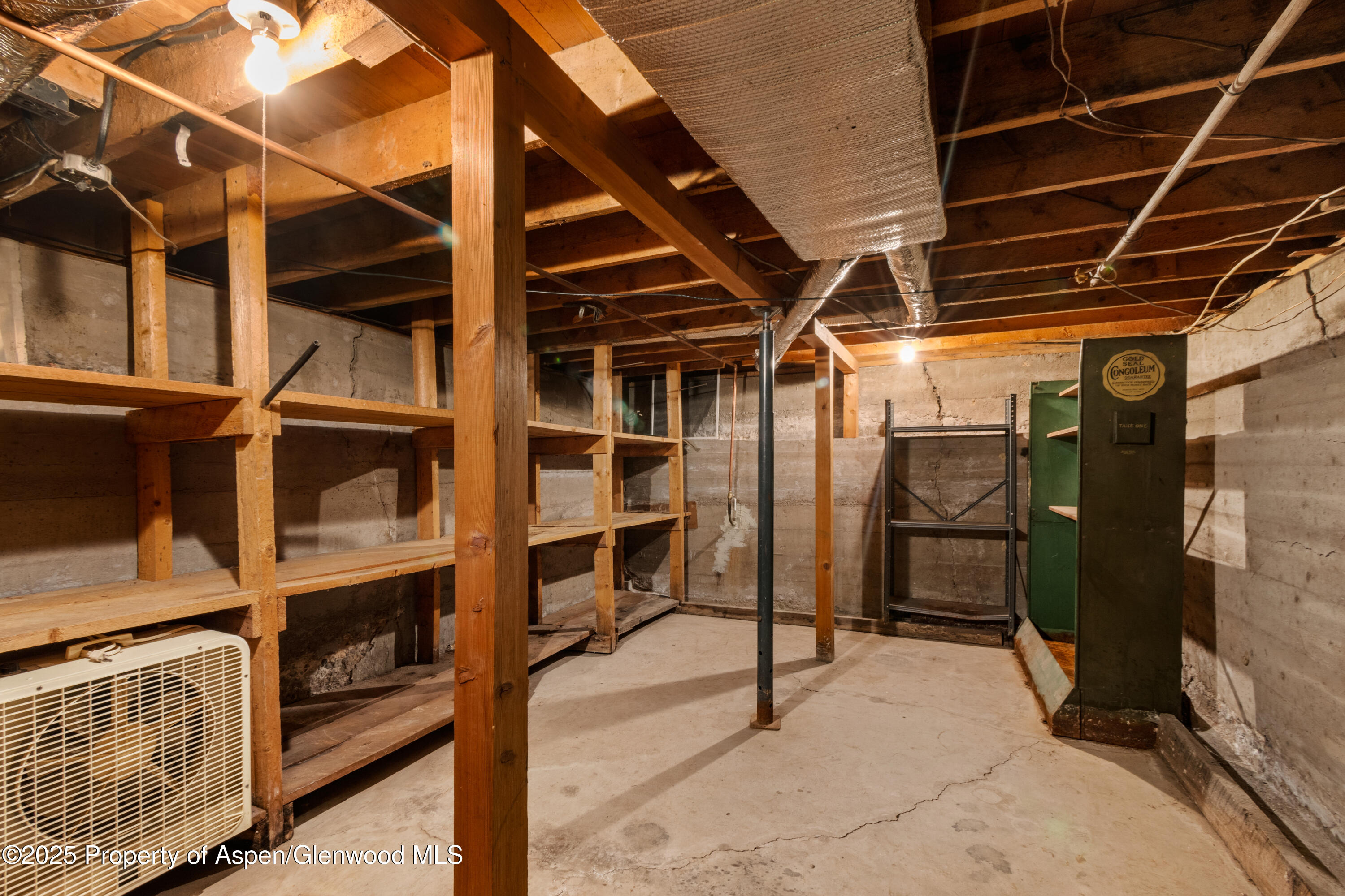 812 Home Avenue Property Photo 21