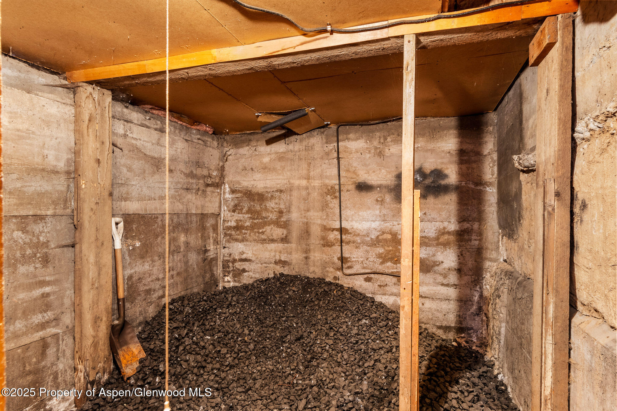 812 Home Avenue Property Photo 22