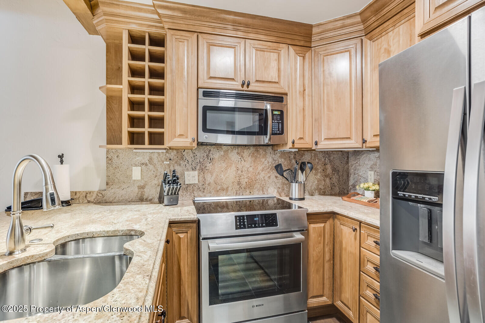 610 S West End Street, D206 Property Photo 13
