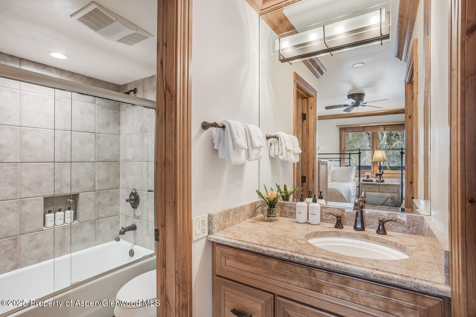 610 S West End Street, D206 Property Photo 27