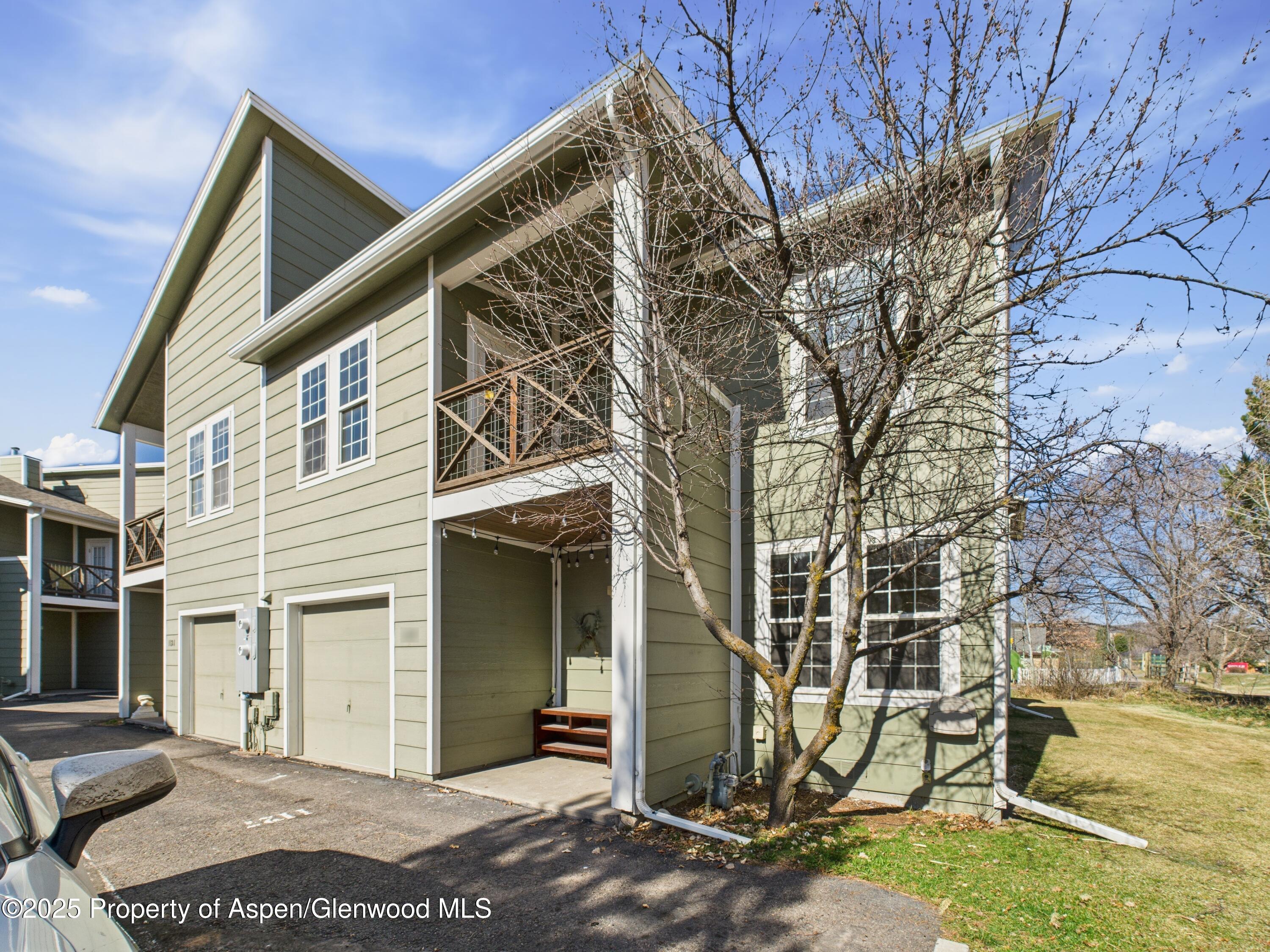 1127 Cara Ct Property Photo 1