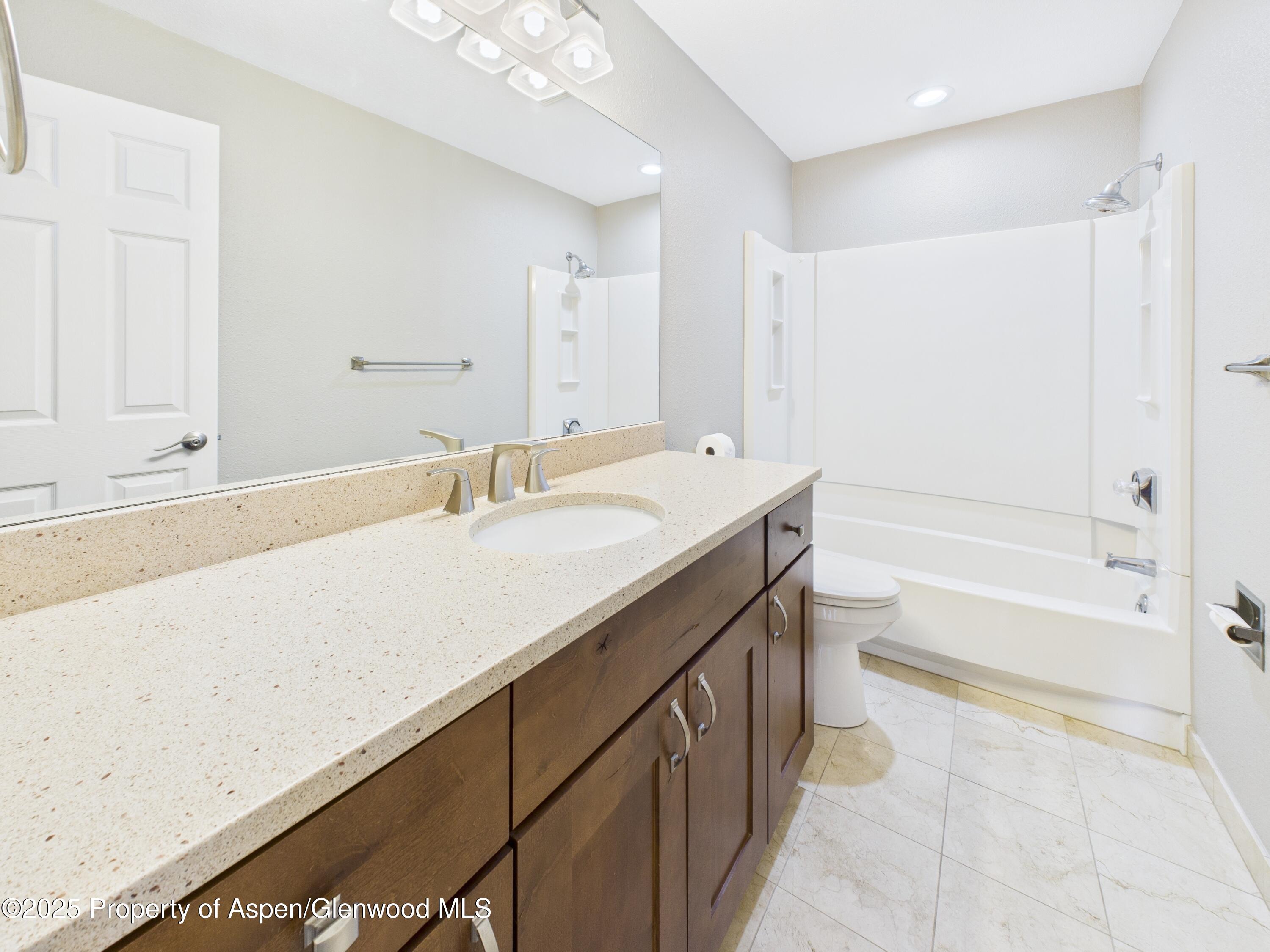 1127 Cara Ct Property Photo 21