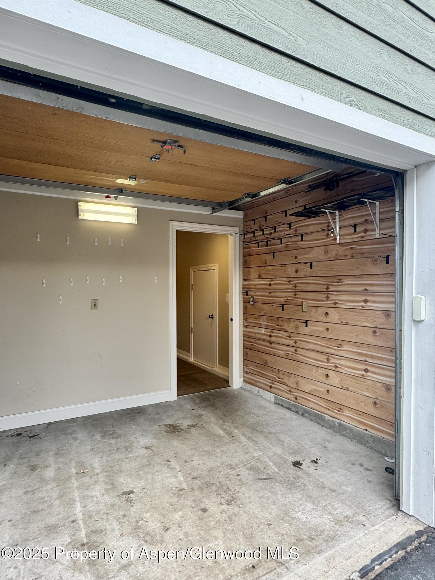 1127 Cara Ct Property Photo 24