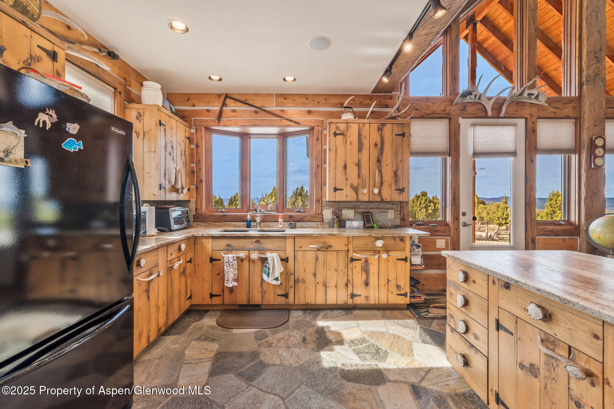 76 County Road 60b Property Photo 8