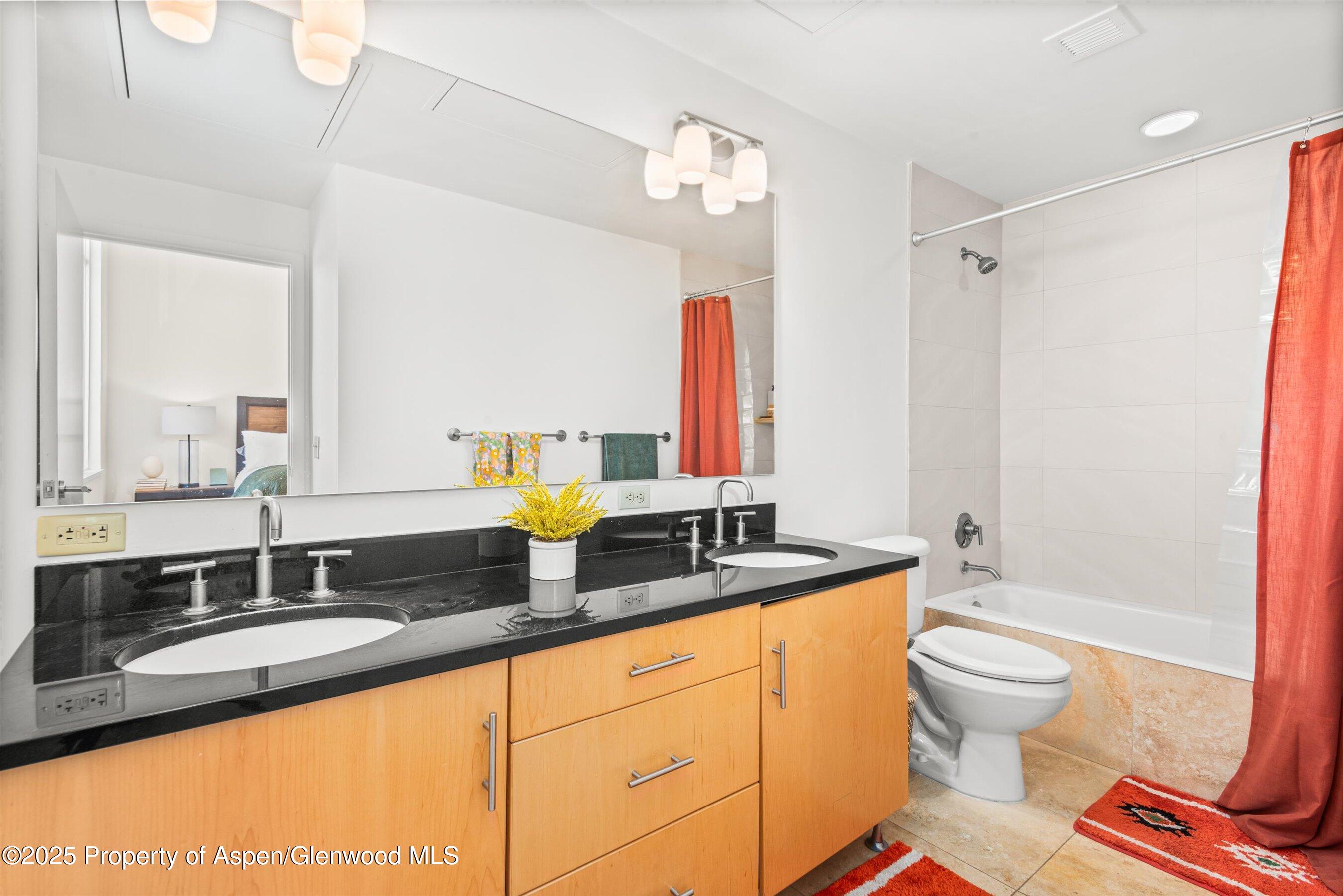 361 Robinson Street, 314 Property Photo 12