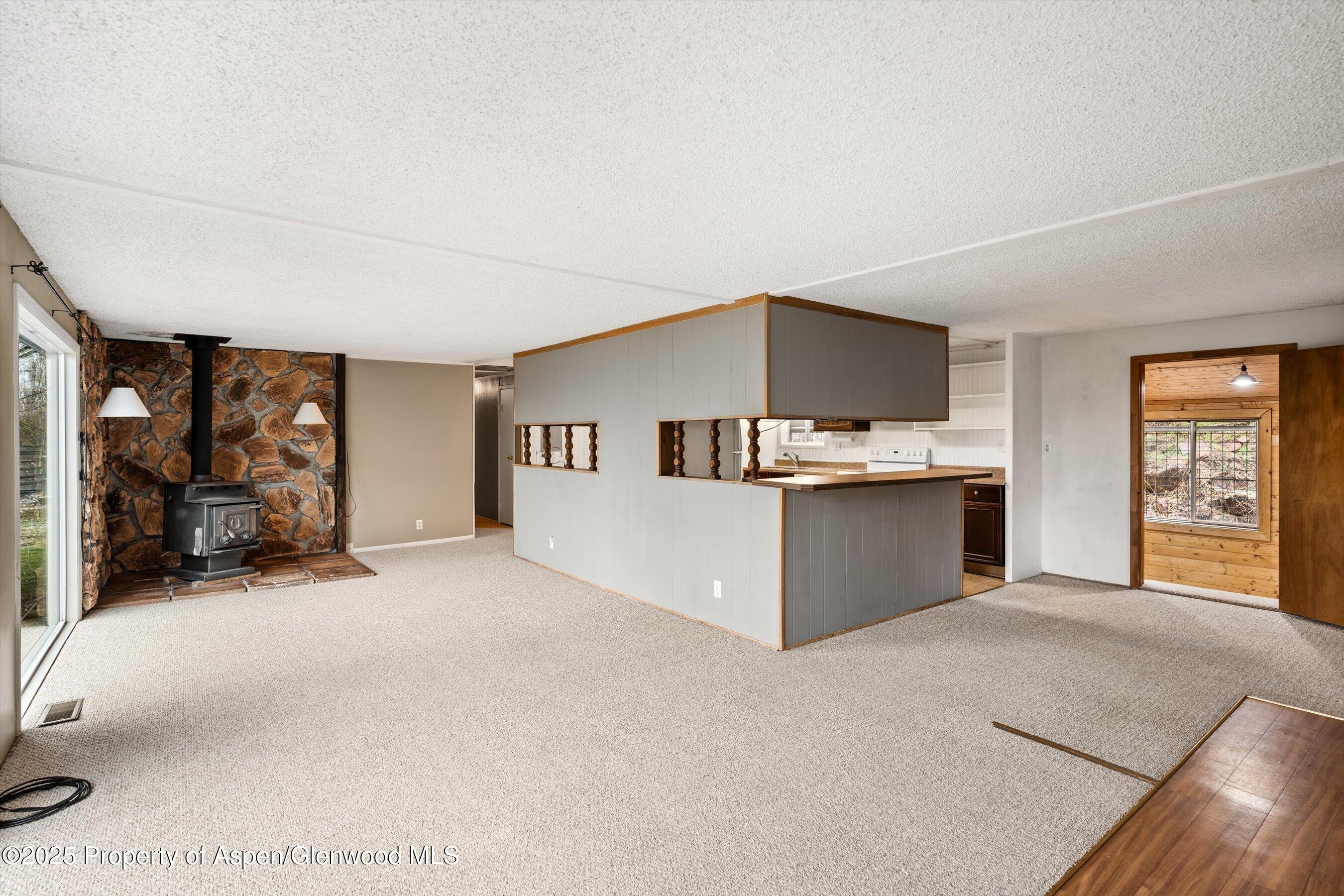 4698 County Road 154 Property Photo 5
