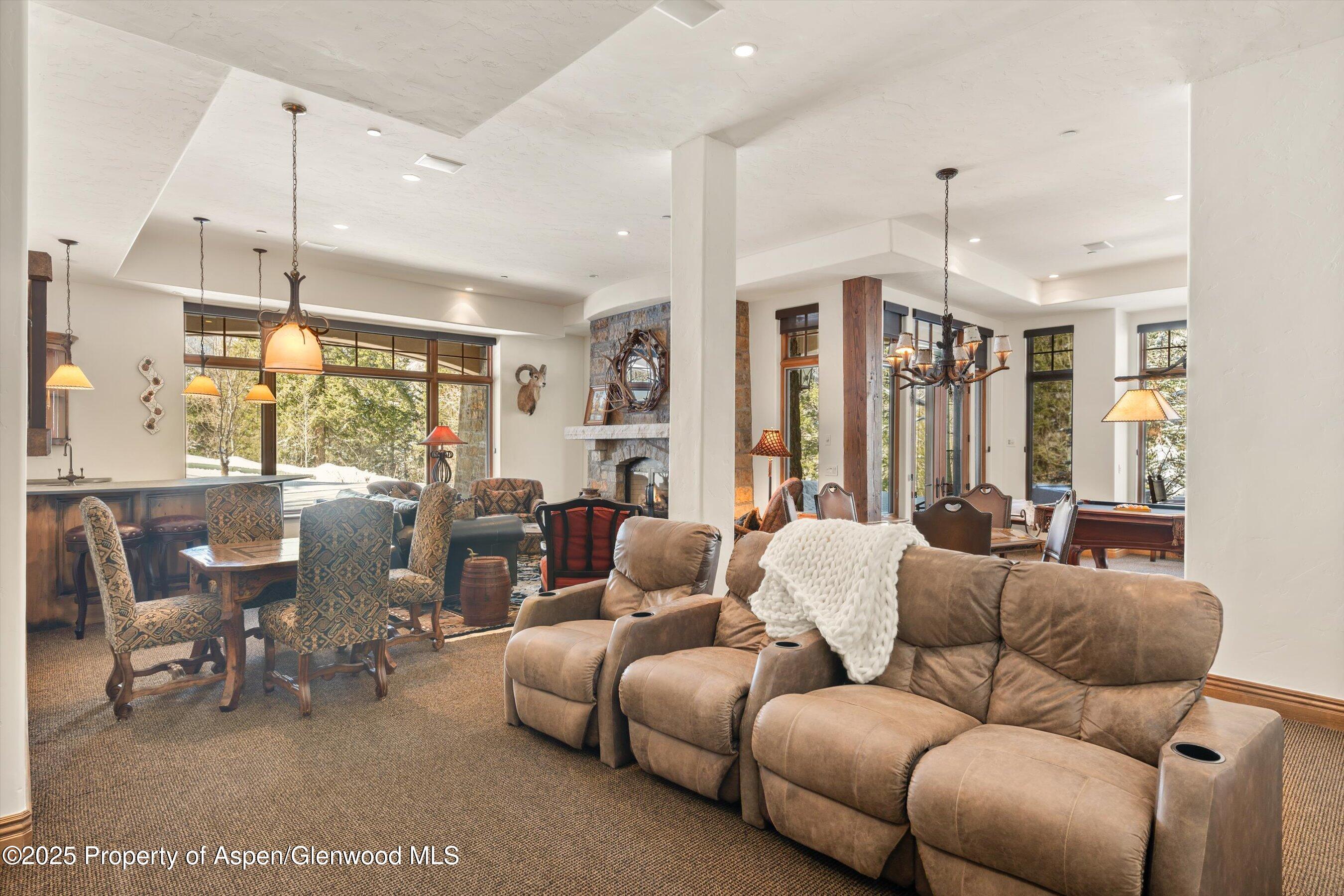 180 Exhibition Lane Property Photo 21