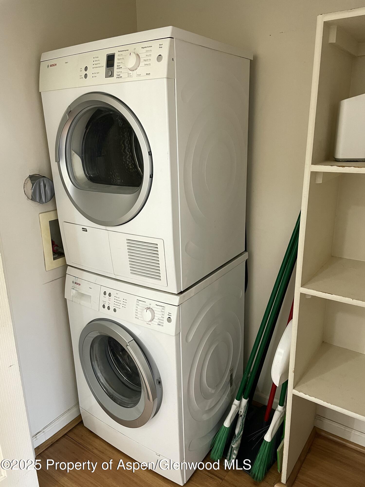 712 Lakeside Drive Property Photo 11