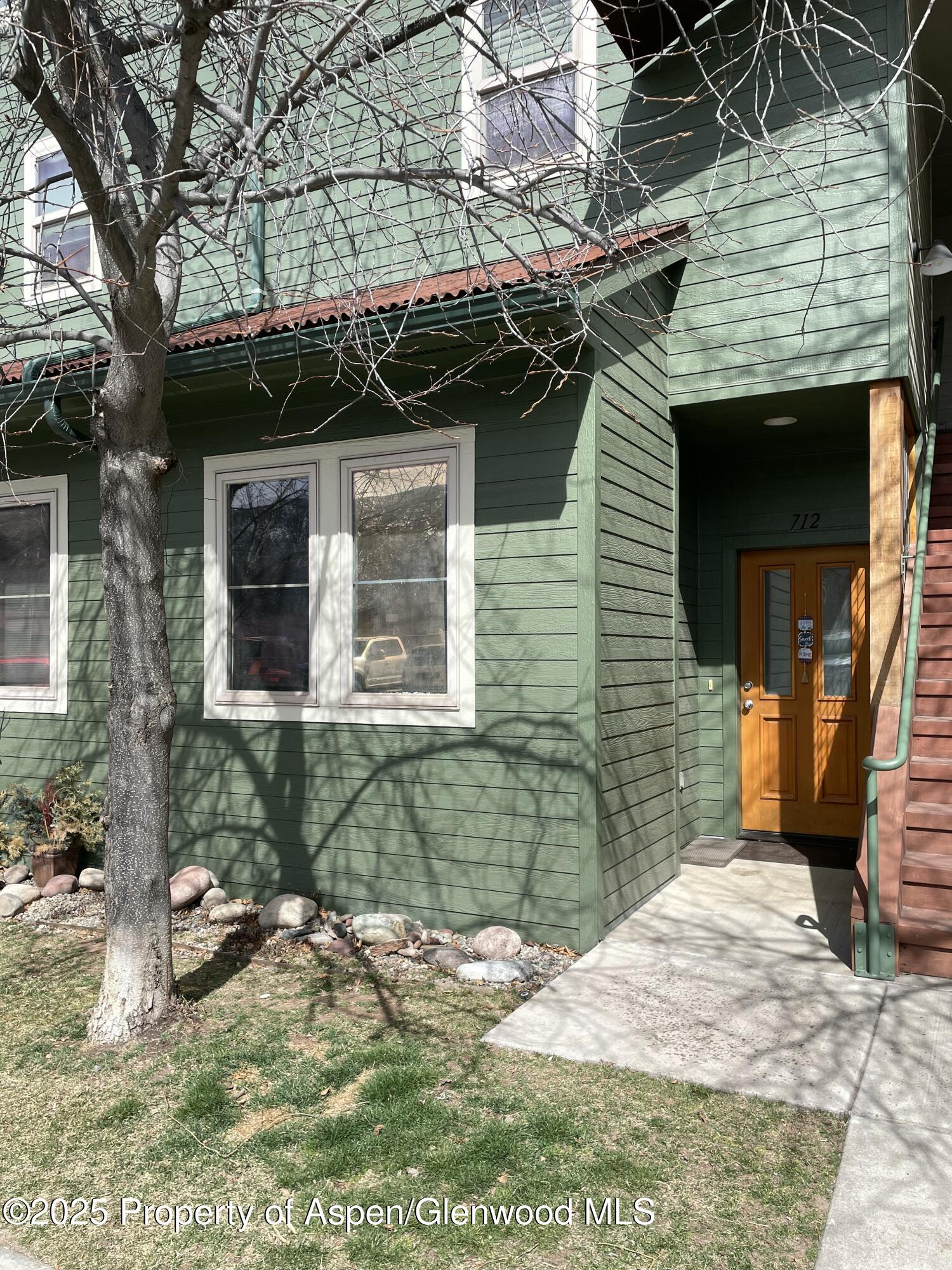 712 Lakeside Drive Property Photo 16