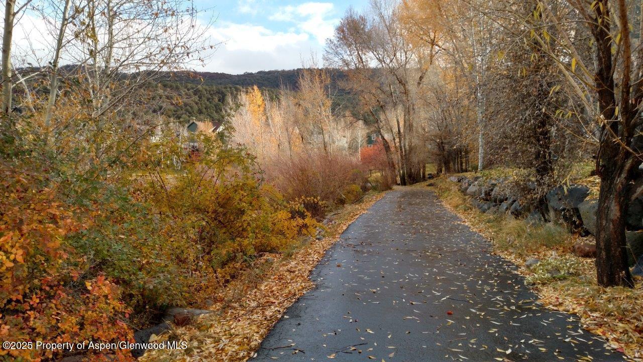 712 Lakeside Drive Property Photo 18