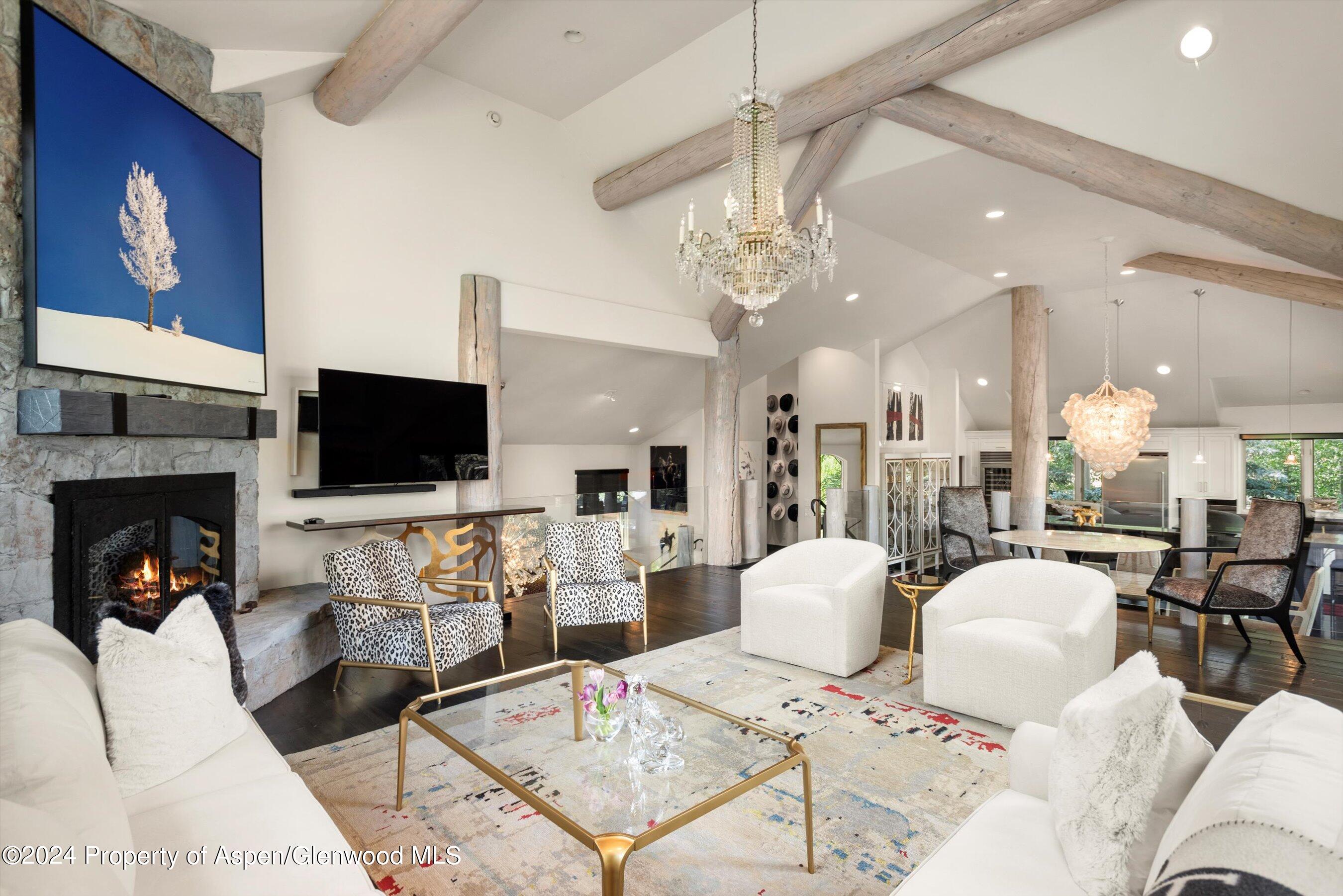 188 Branding Lane Property Photo 3