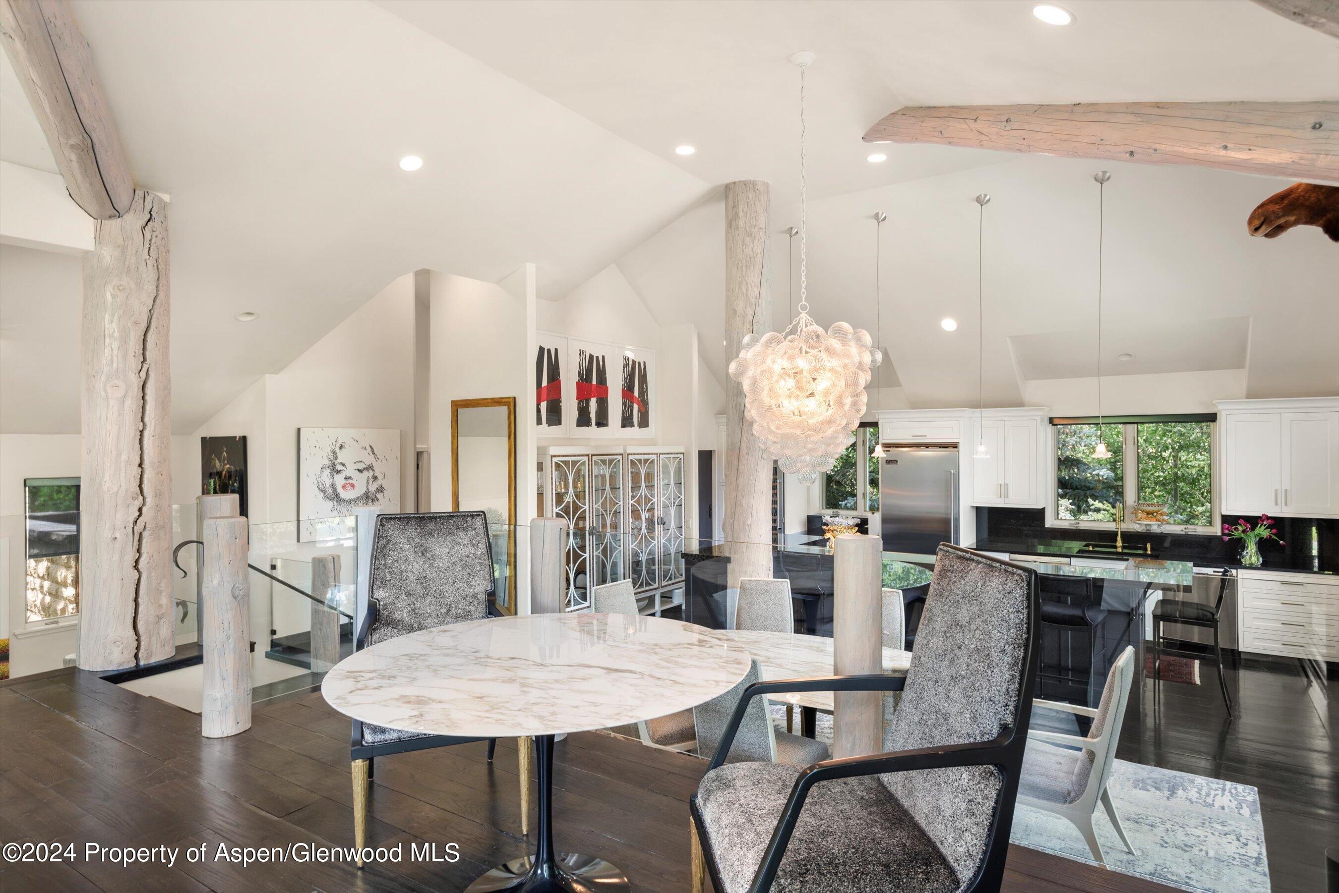 188 Branding Lane Property Photo 5