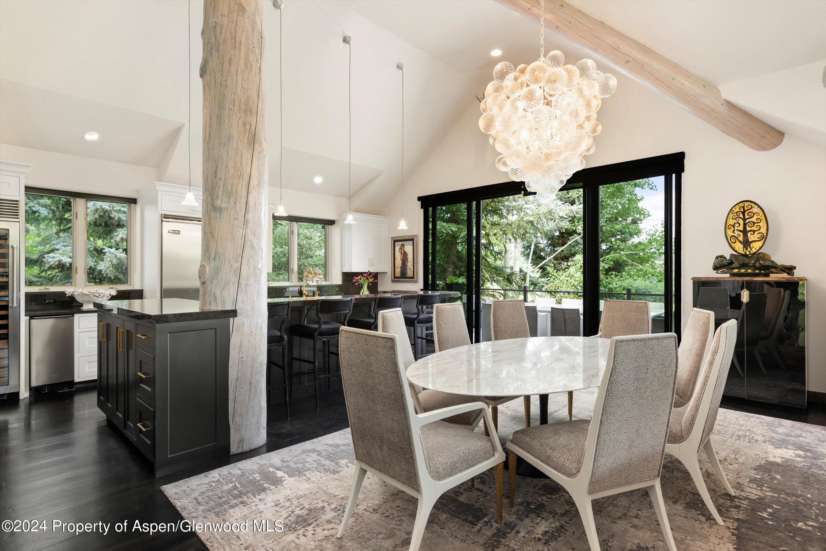 188 Branding Lane Property Photo 6