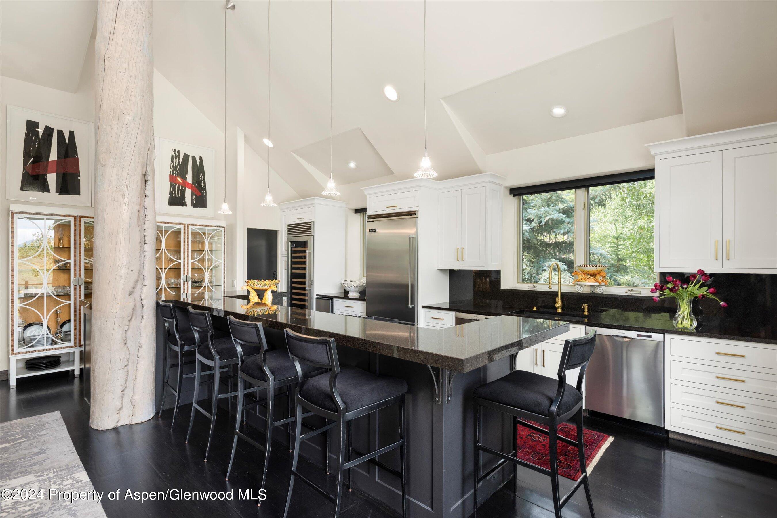 188 Branding Lane Property Photo 7