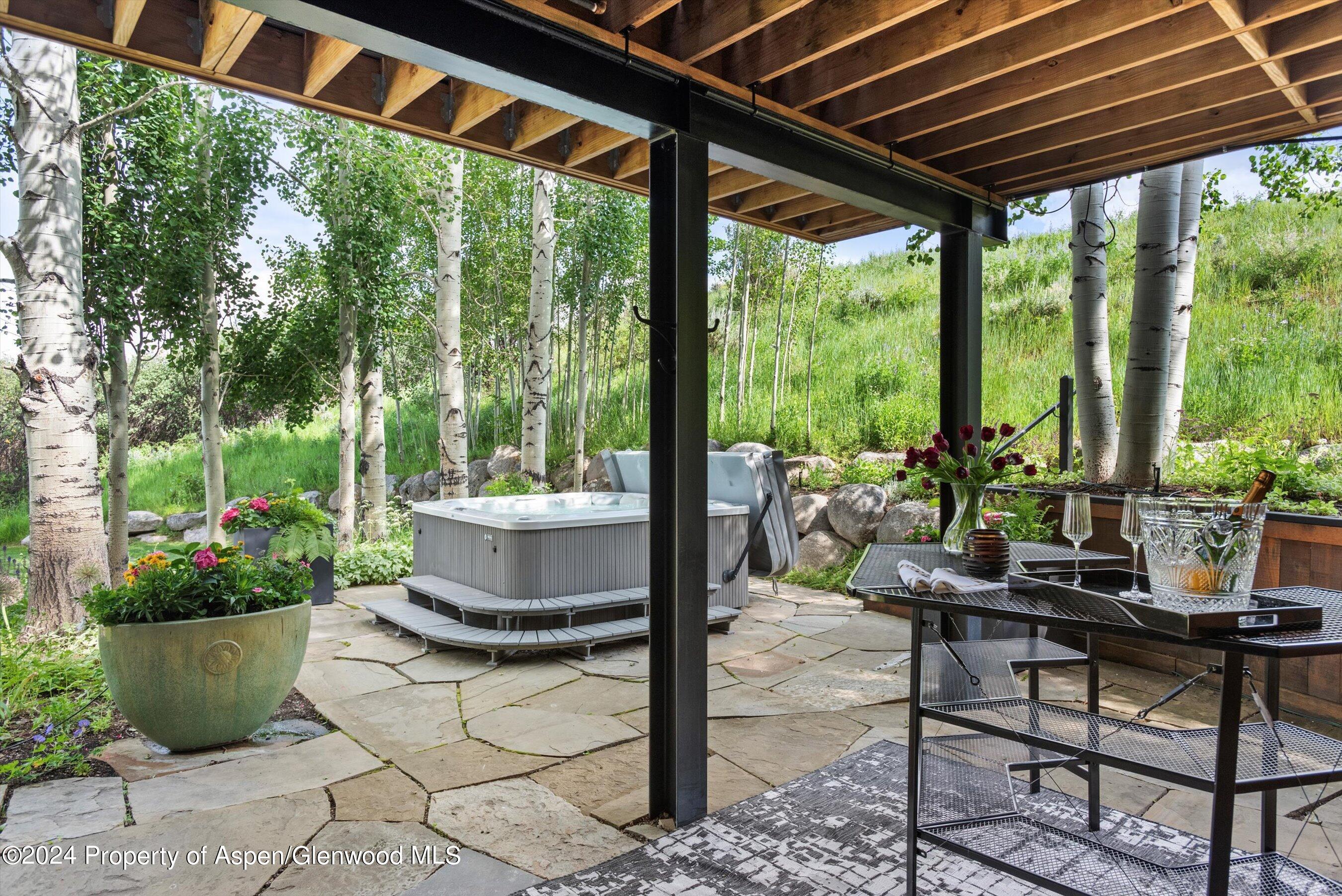 188 Branding Lane Property Photo 39