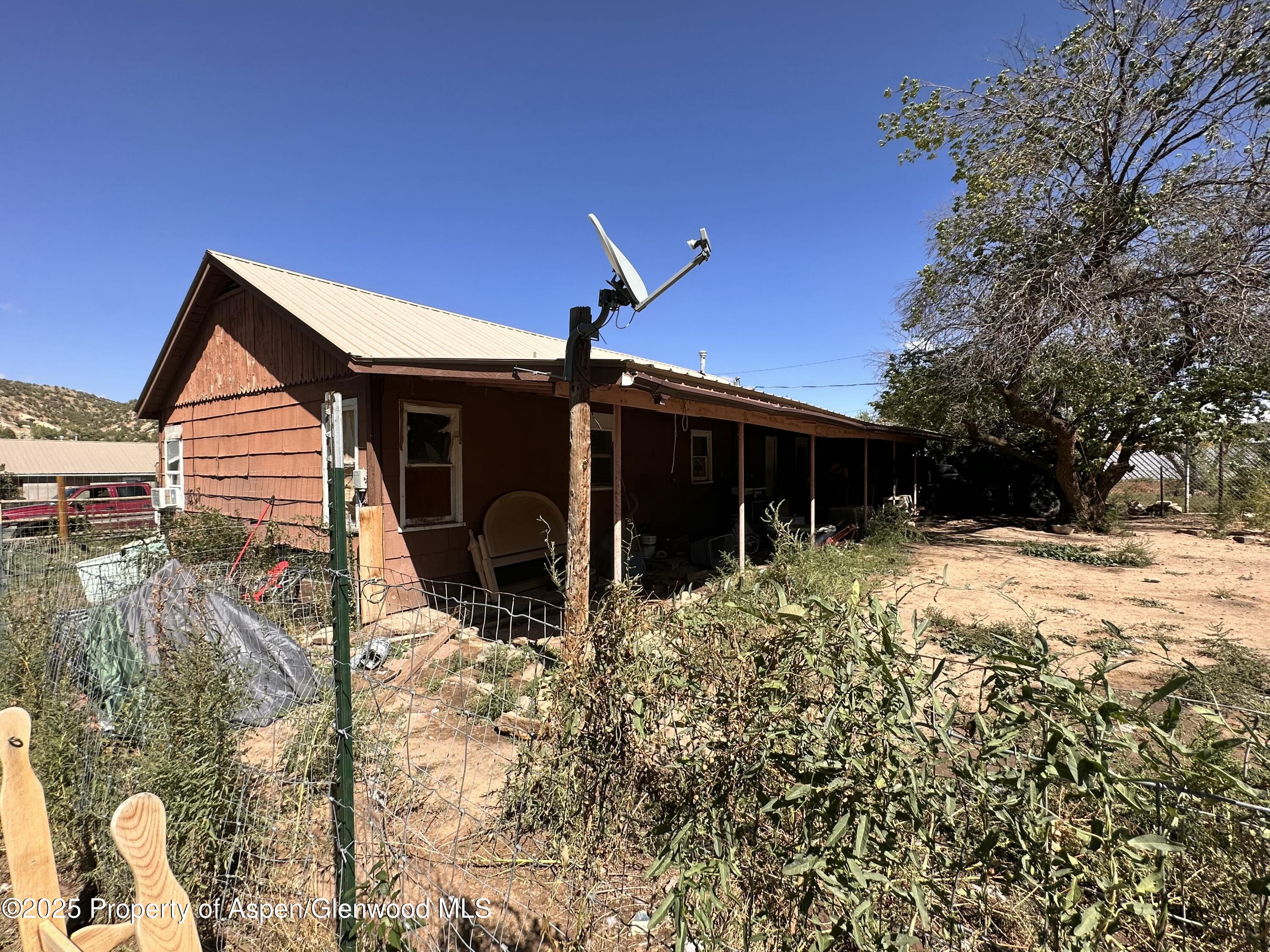 317 Payson Street Property Photo 5