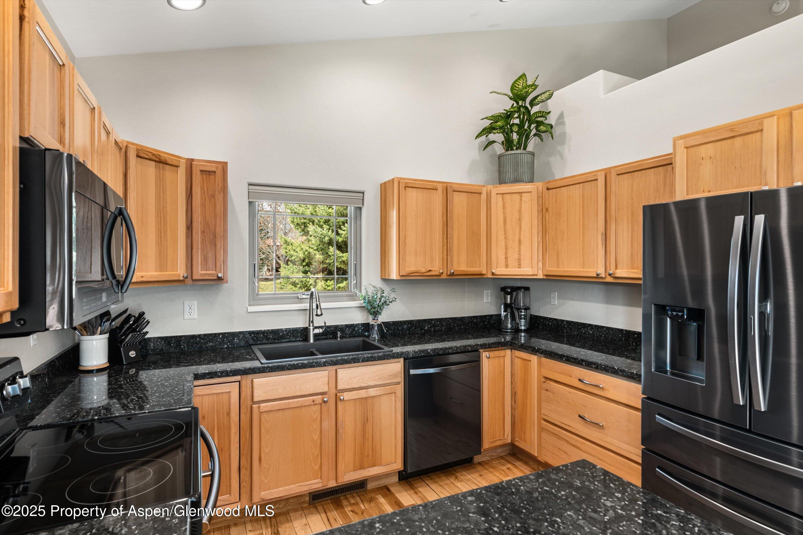 152 Blackhawk Drive Property Photo 4