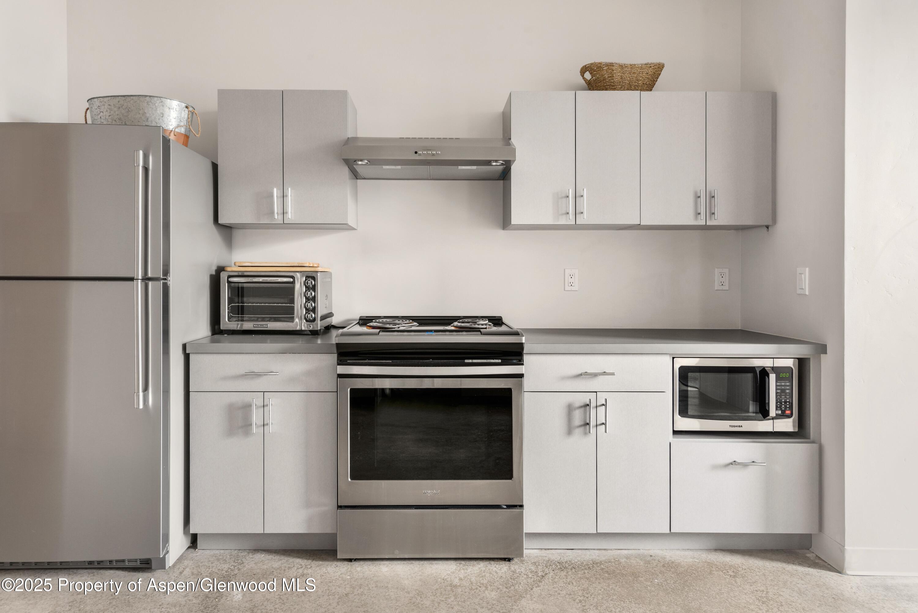 350 Market Street, Unit 311 Property Photo 8