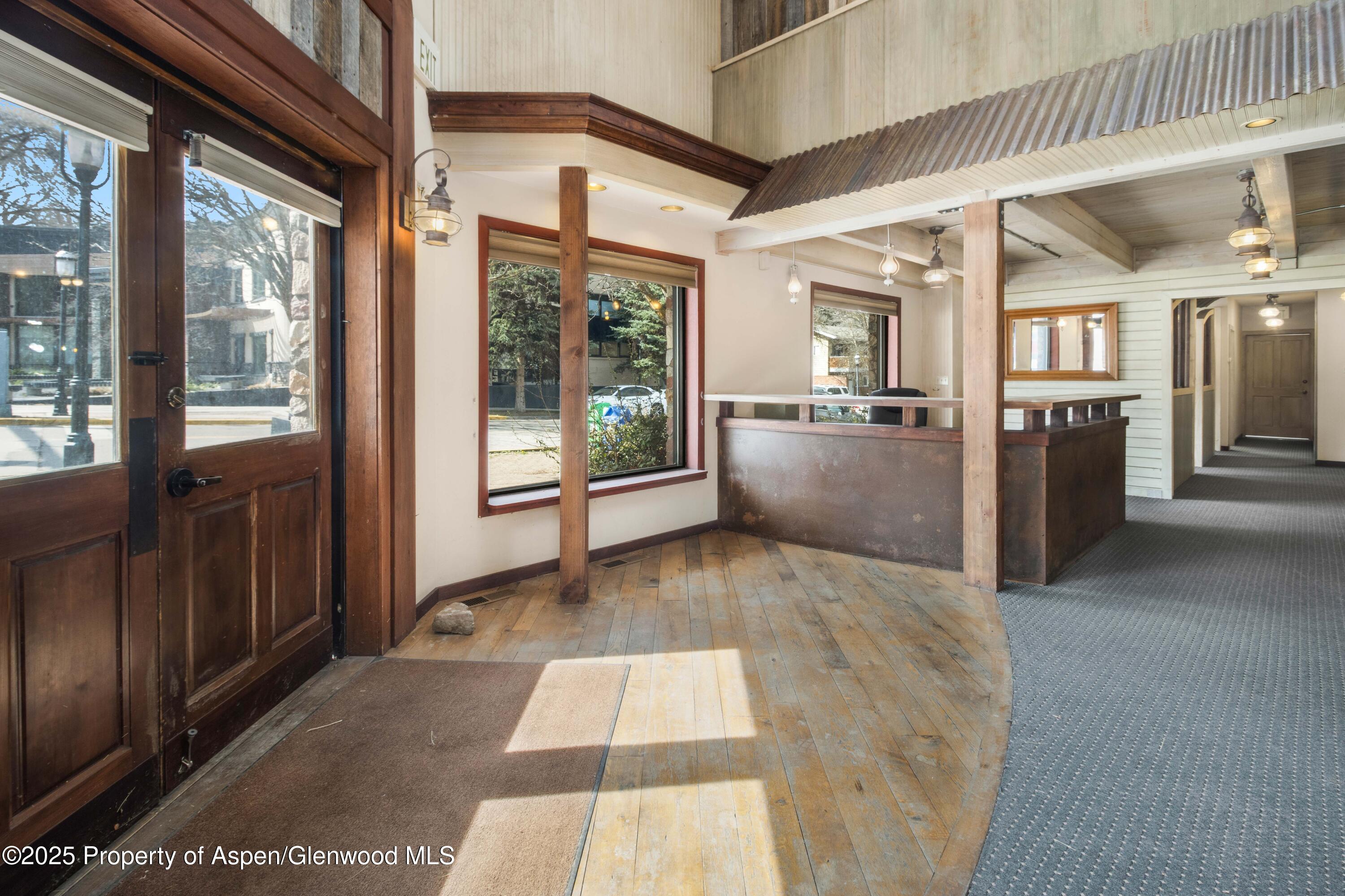 931 Grand Avenue Property Photo
