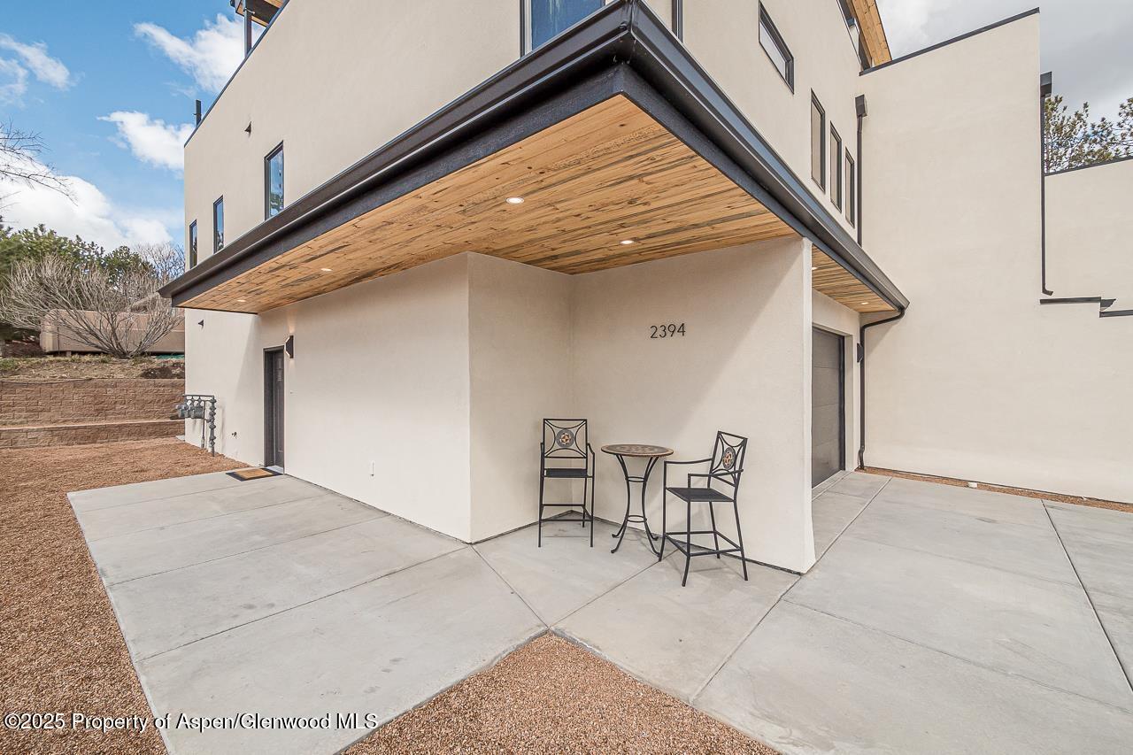 2398 Ridge Circle, C Property Photo 26