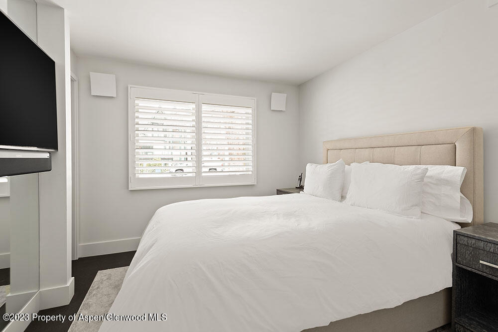 1001 E Cooper Avenue, 2 Property Photo 14