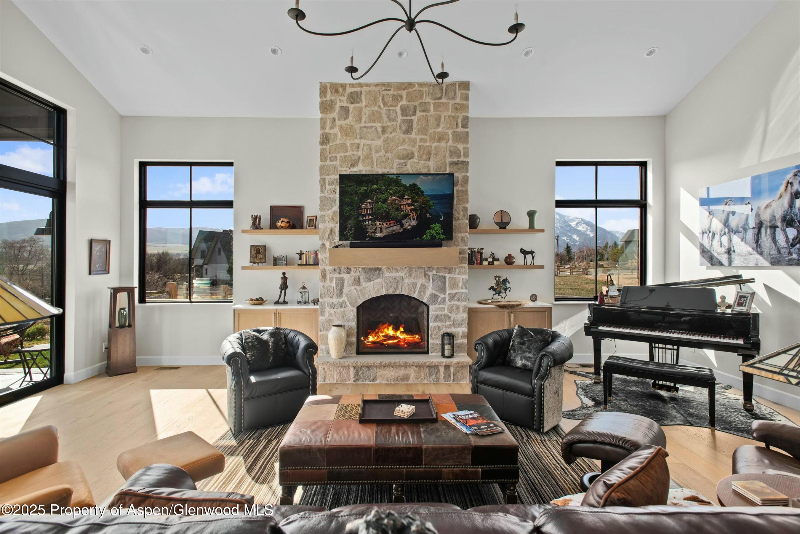 110 Bowles Drive Property Photo 3