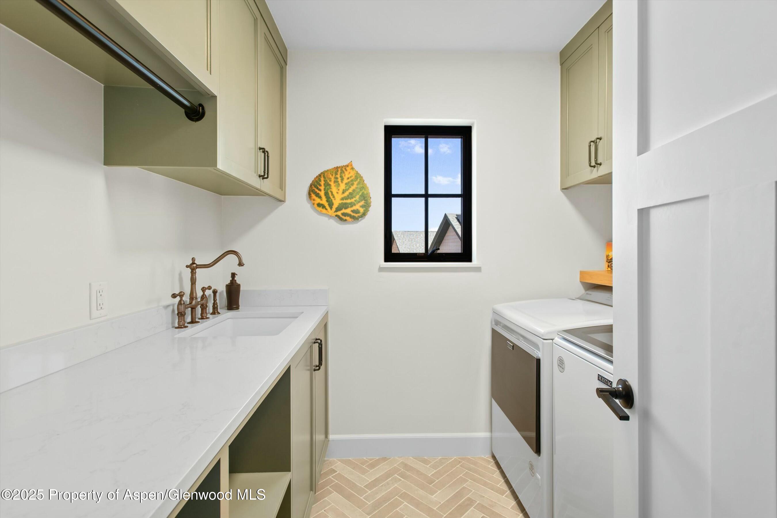 110 Bowles Drive Property Photo 34