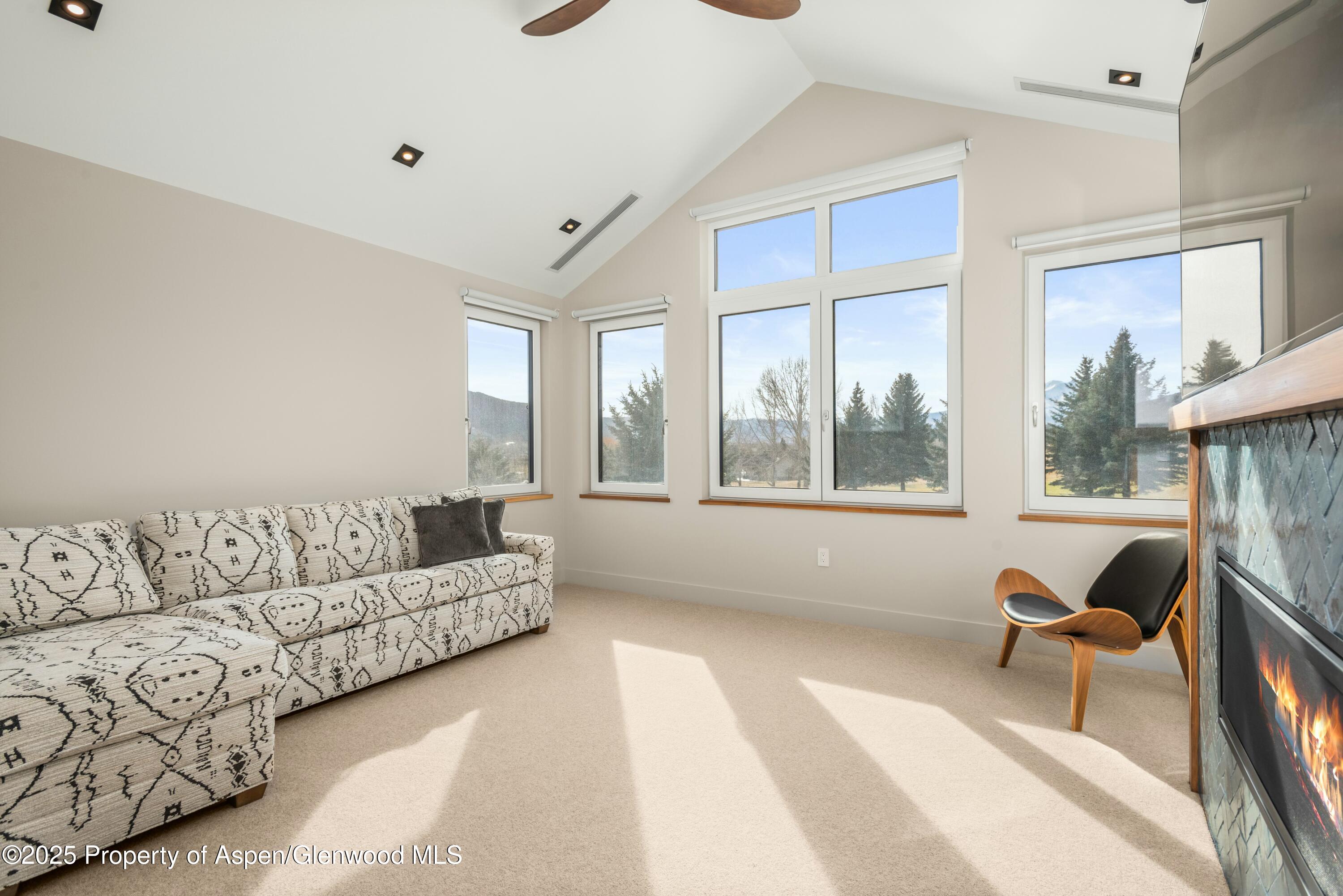 649 Saddleback Road Property Photo 33