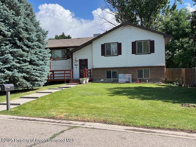 3057 Wellington Avenue Property Photo 1