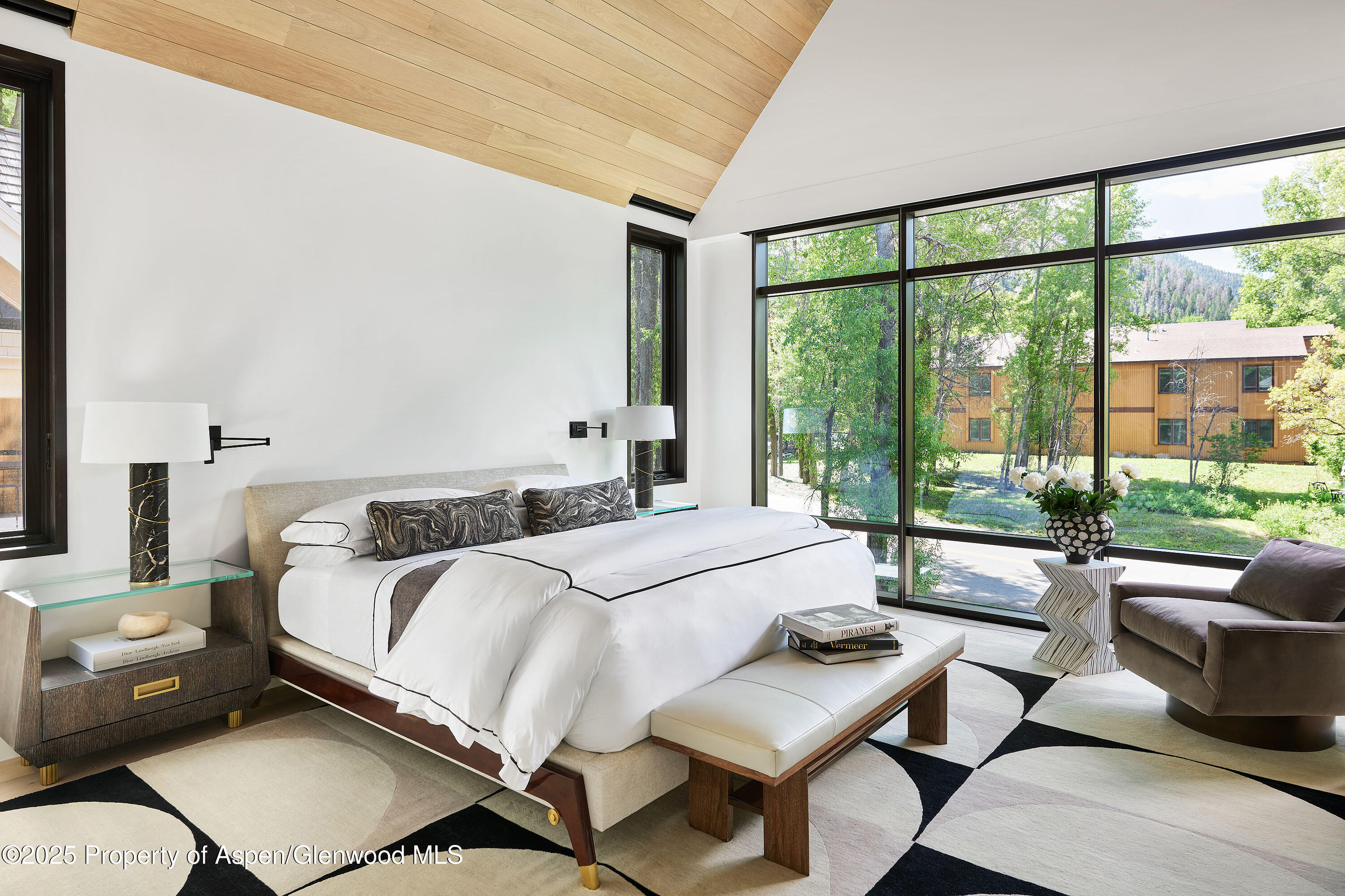 810 W Smuggler Street Property Photo 21