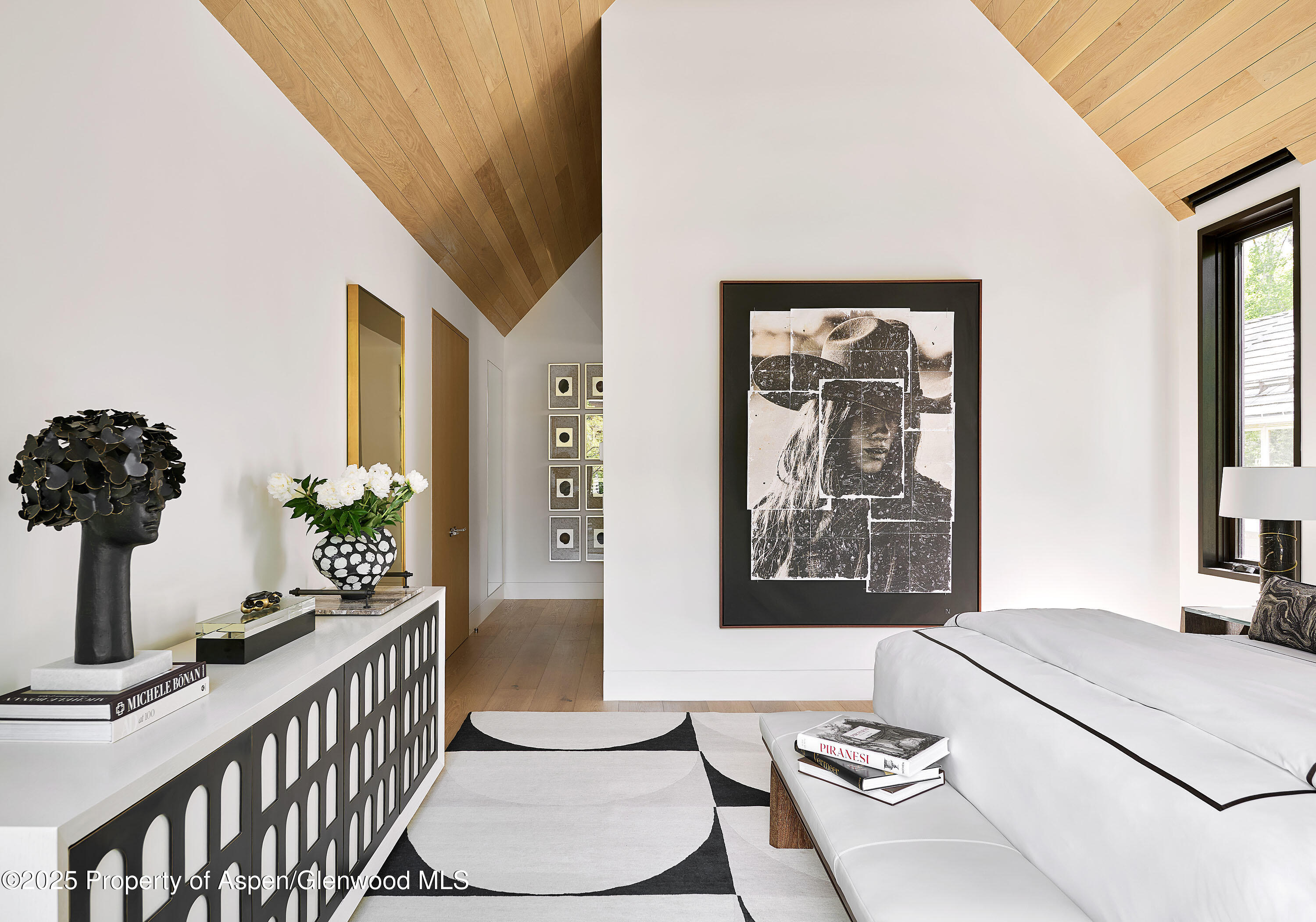 810 W Smuggler Street Property Photo 23