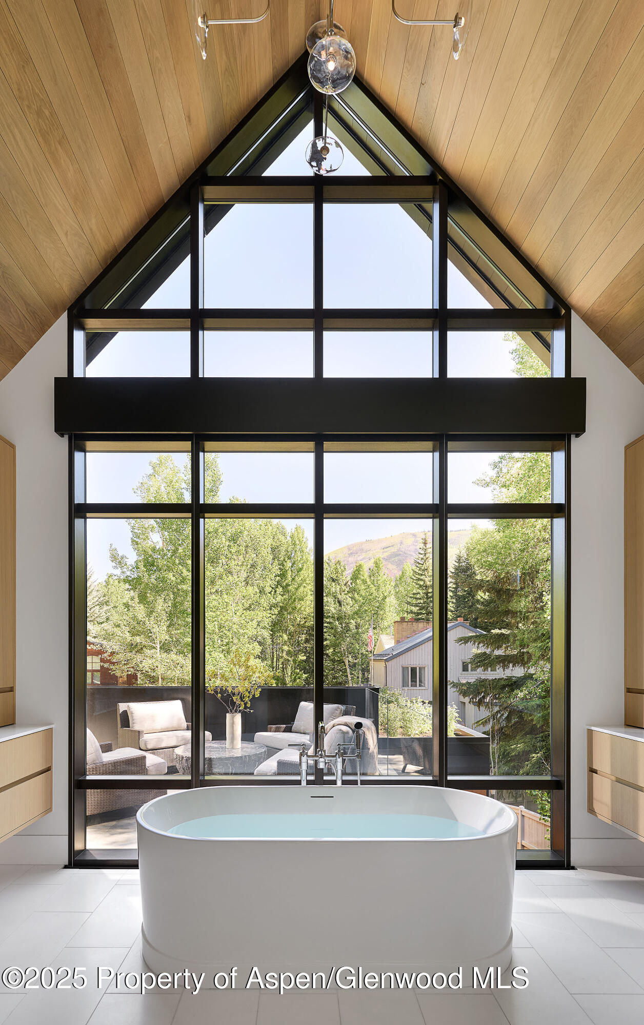 810 W Smuggler Street Property Photo 25