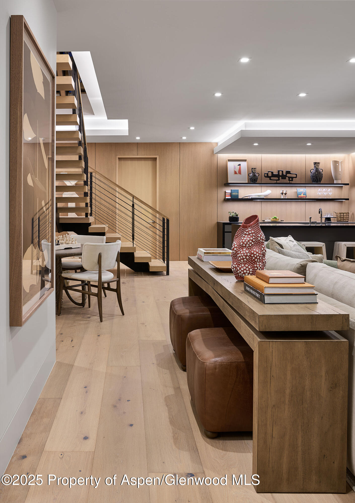 810 W Smuggler Street Property Photo 36