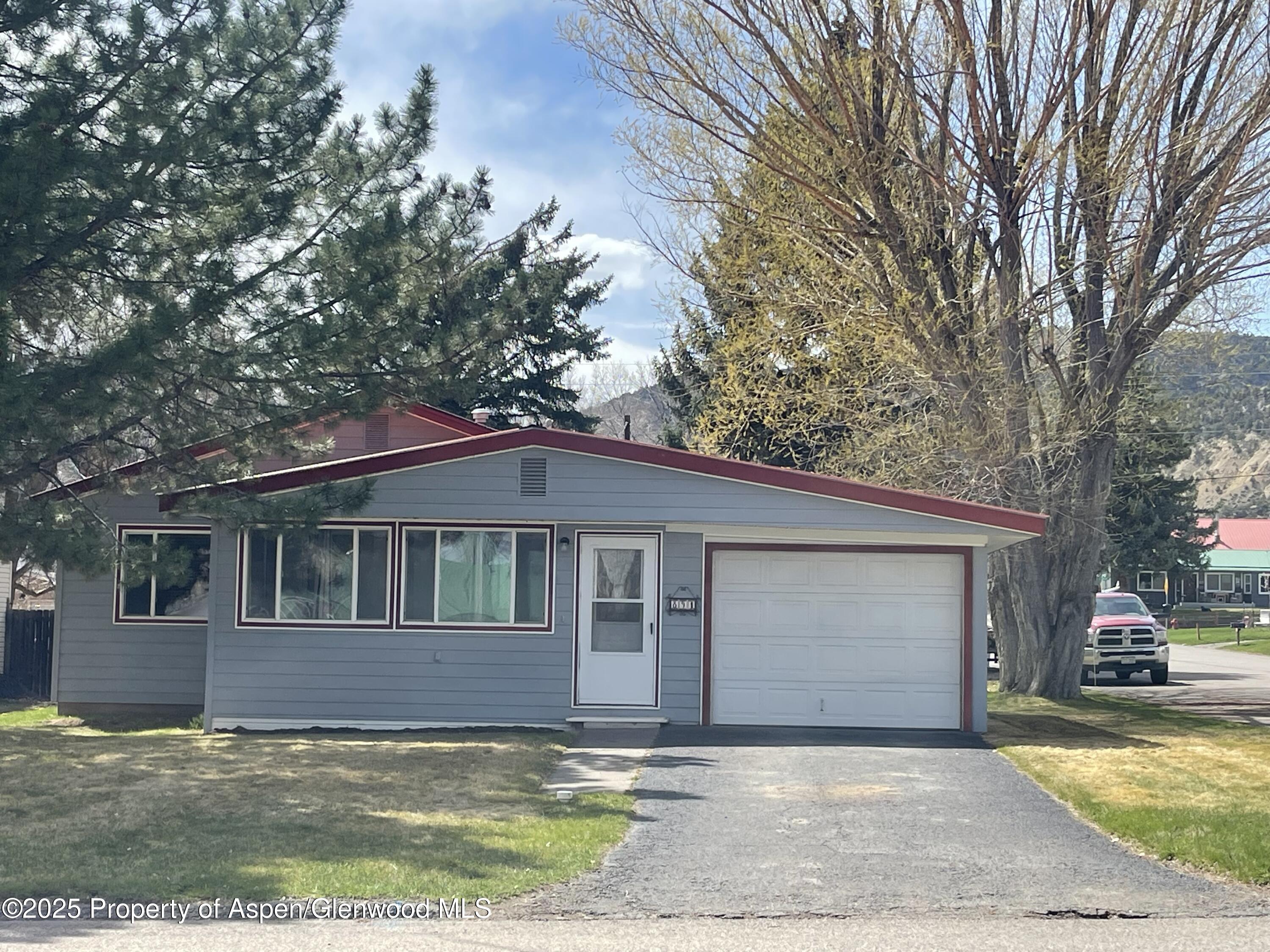 891 3rd Street Property Photo