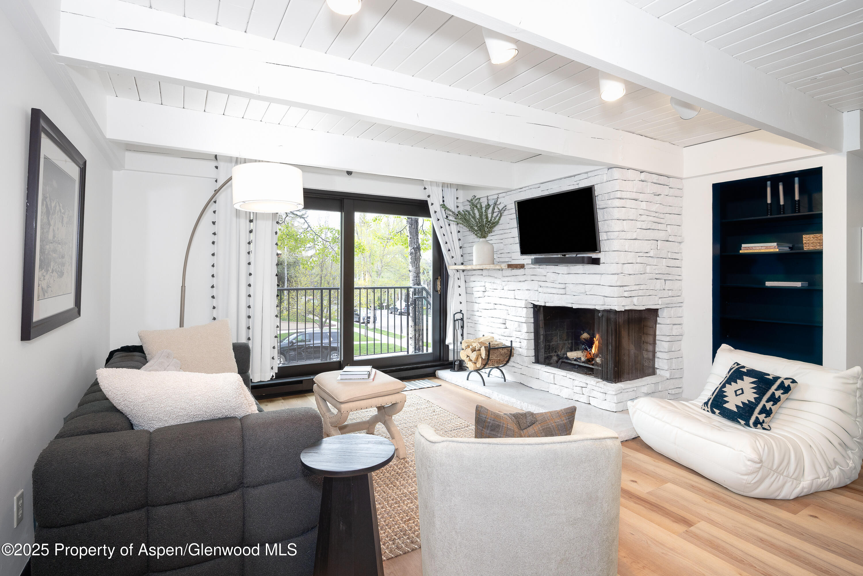 901 E Hyman Avenue, 4 Property Photo 1