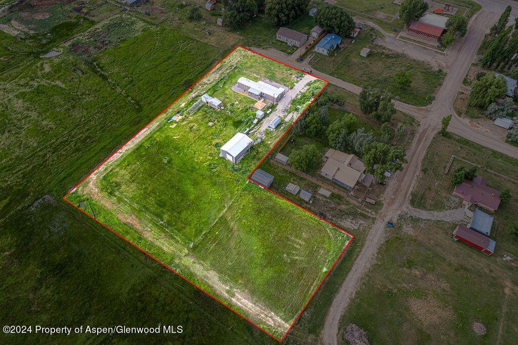 261 Ellis Avenue Property Photo 1