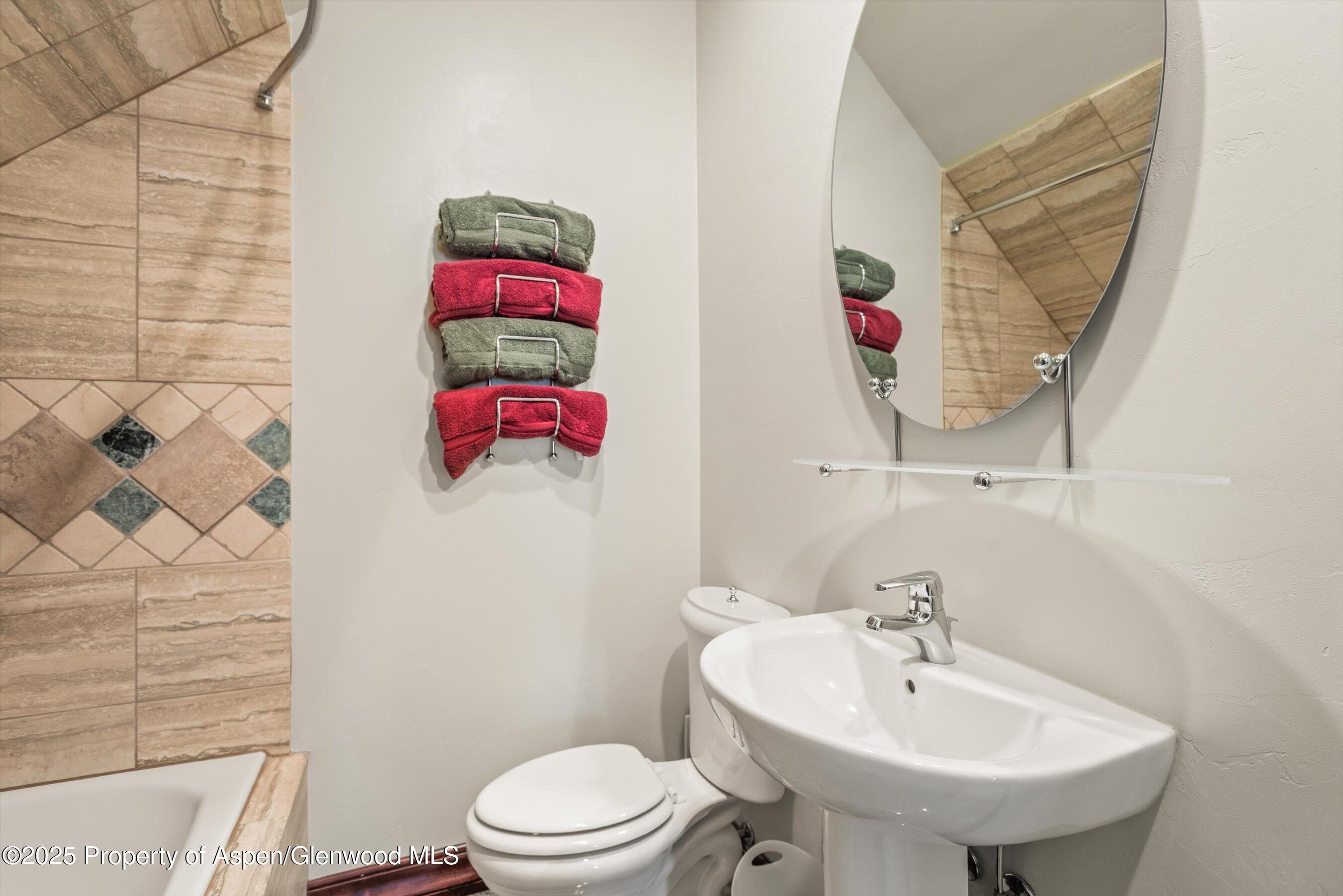845 Hillcrest Drive Property Photo 42