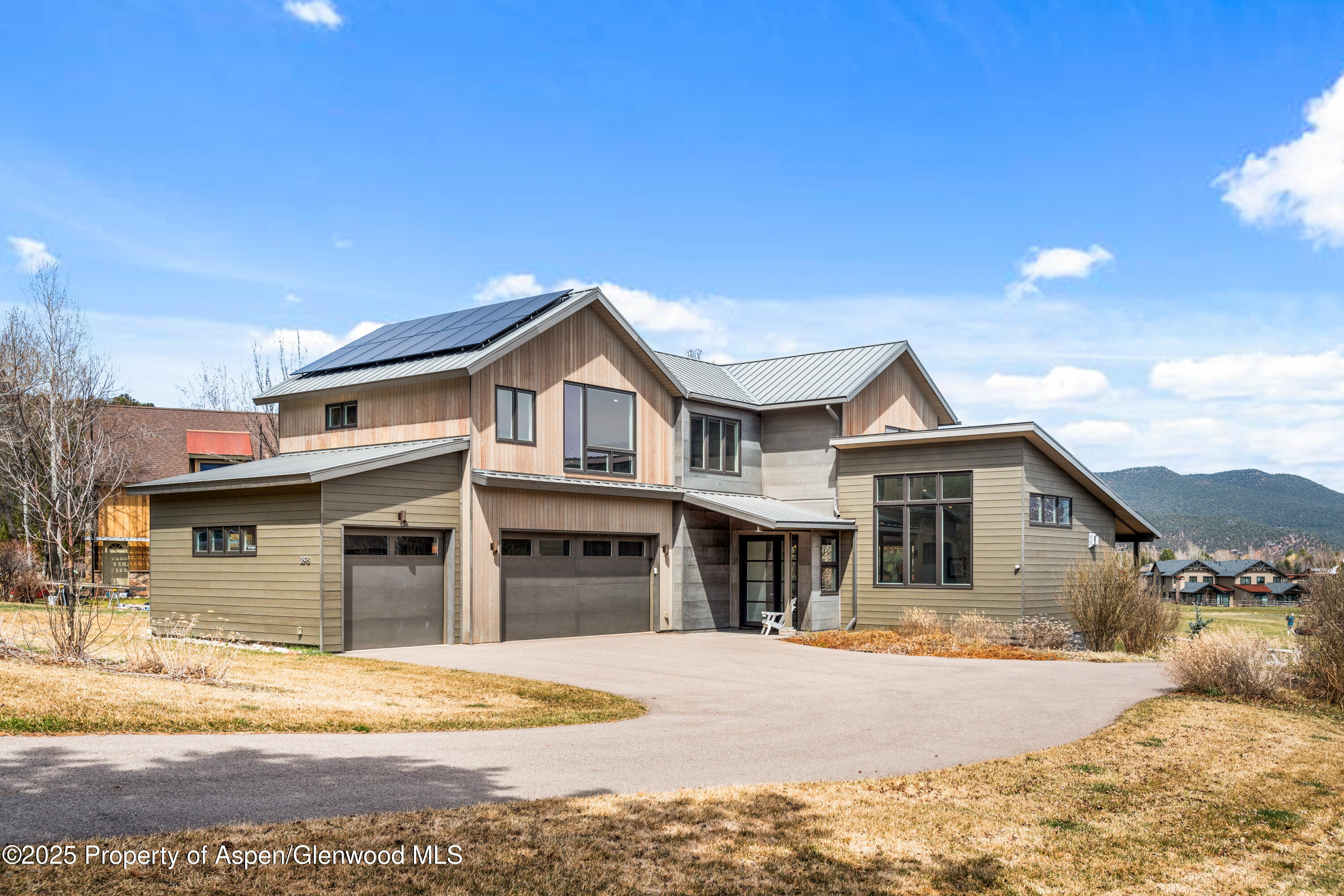 3898 Crystal Bridge Drive Property Photo 1