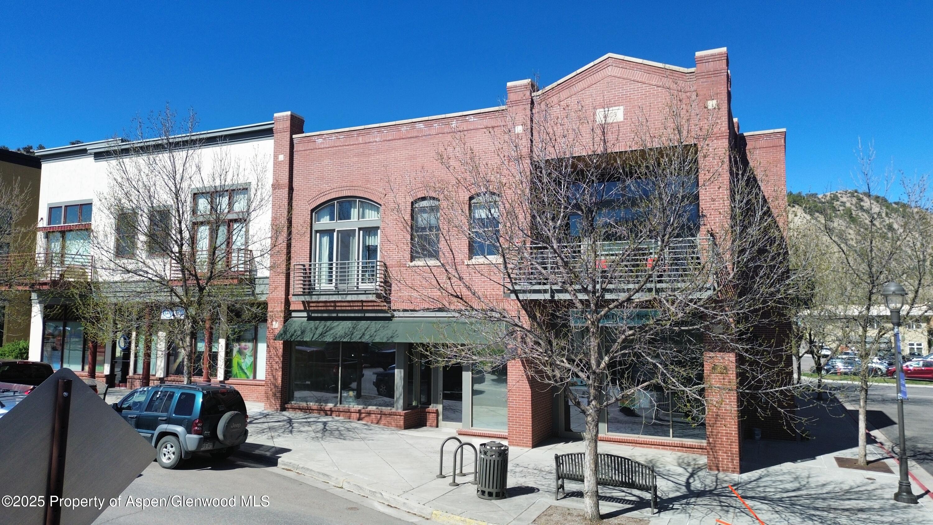 1185 Capitol Street, C103 Property Photo 1